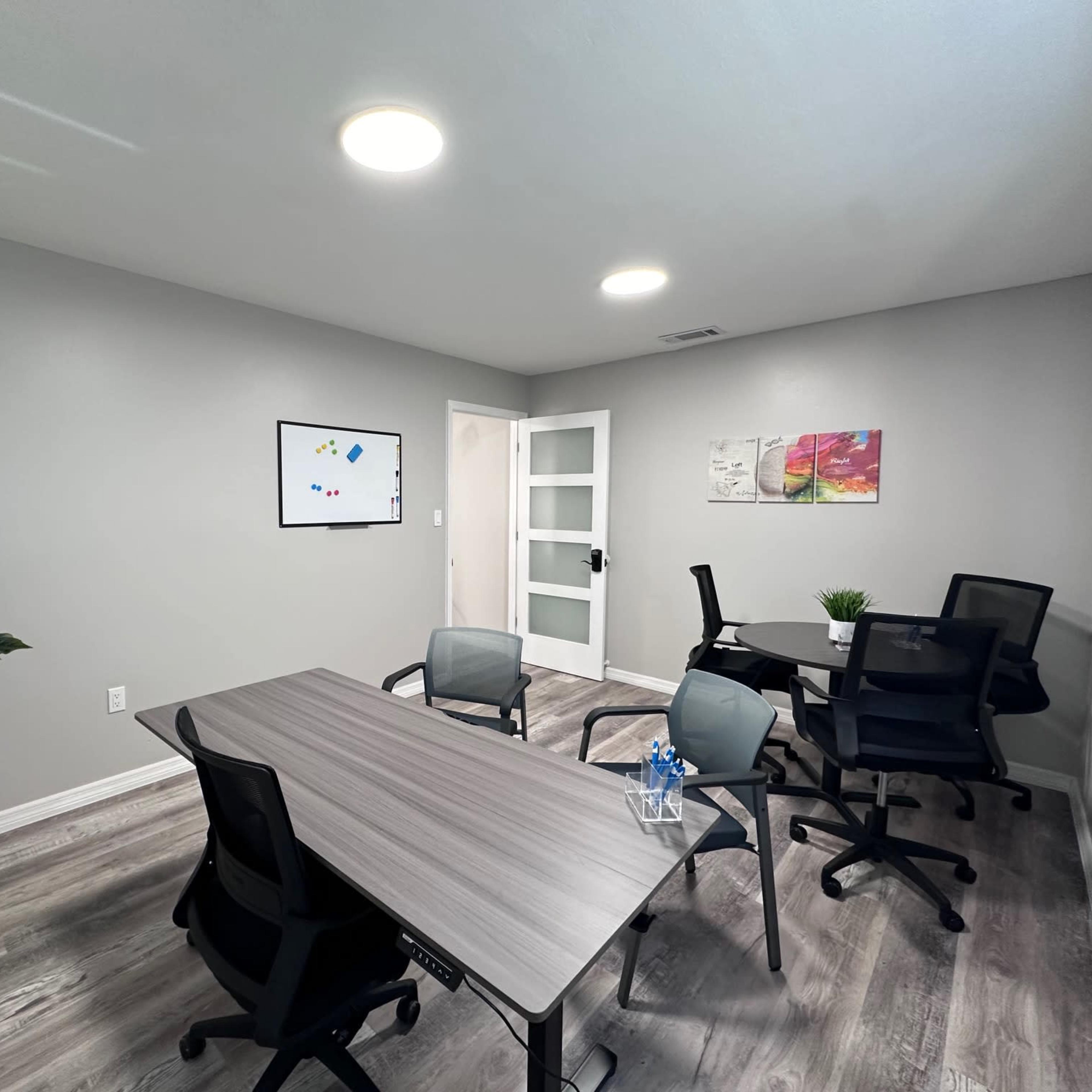 Longwood Private Office Image in Wekiwa Springs, Wekiwa Springs, FL