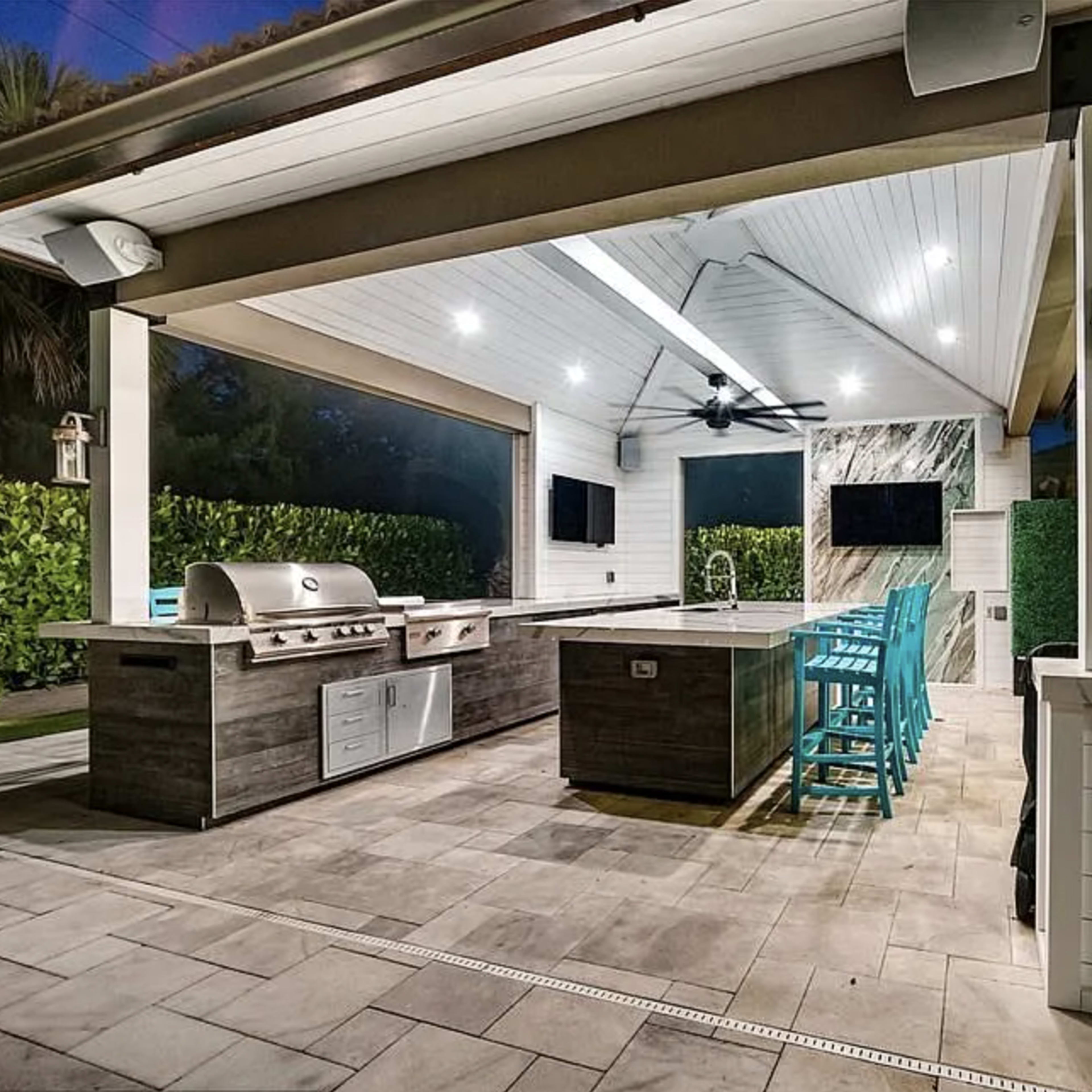 Private Pool Backyard Oasis Image in Parkland, Parkland, FL