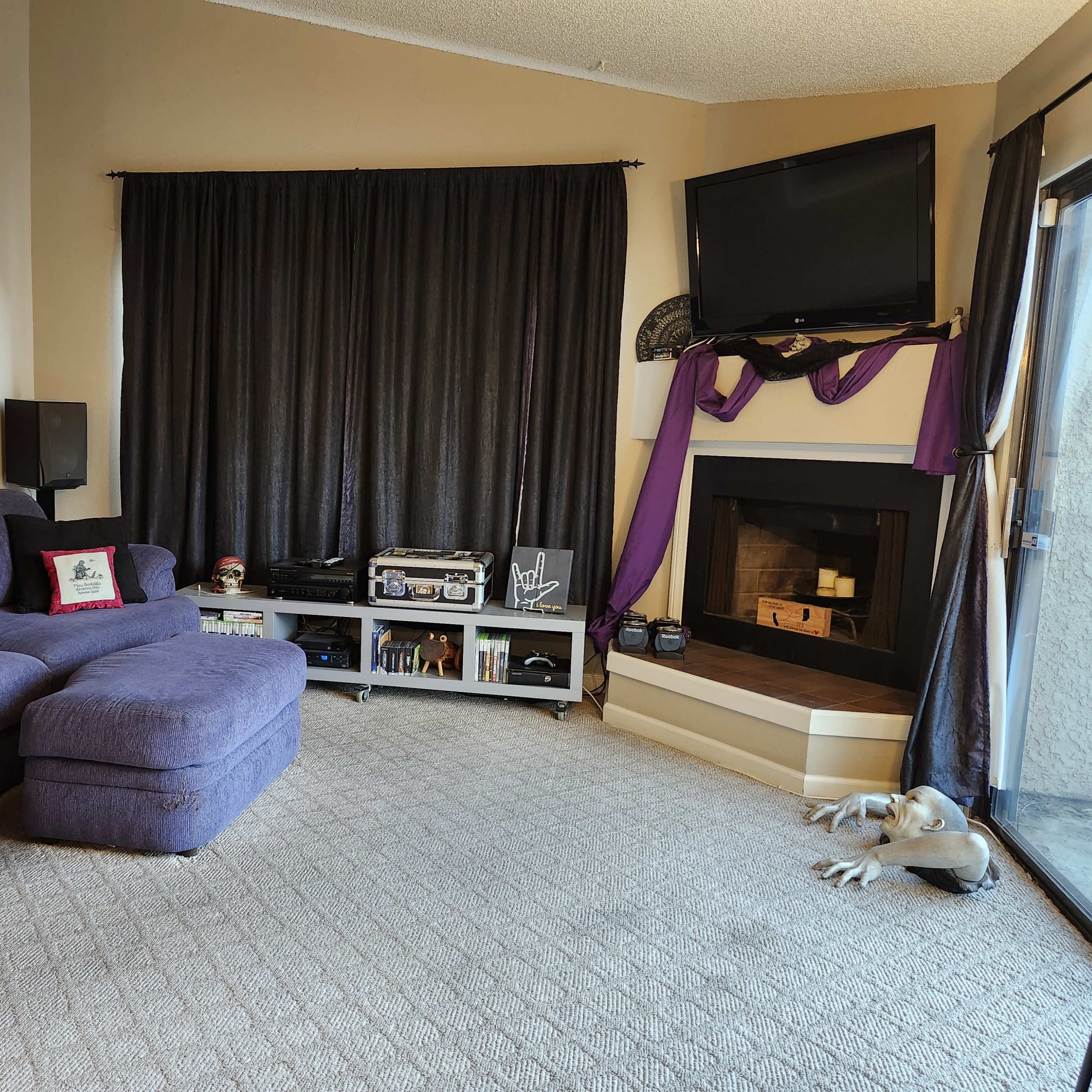 “Spacious family home condo with loft and high ceiling living room.” Image in Canoga Park, Los Angeles, CA
