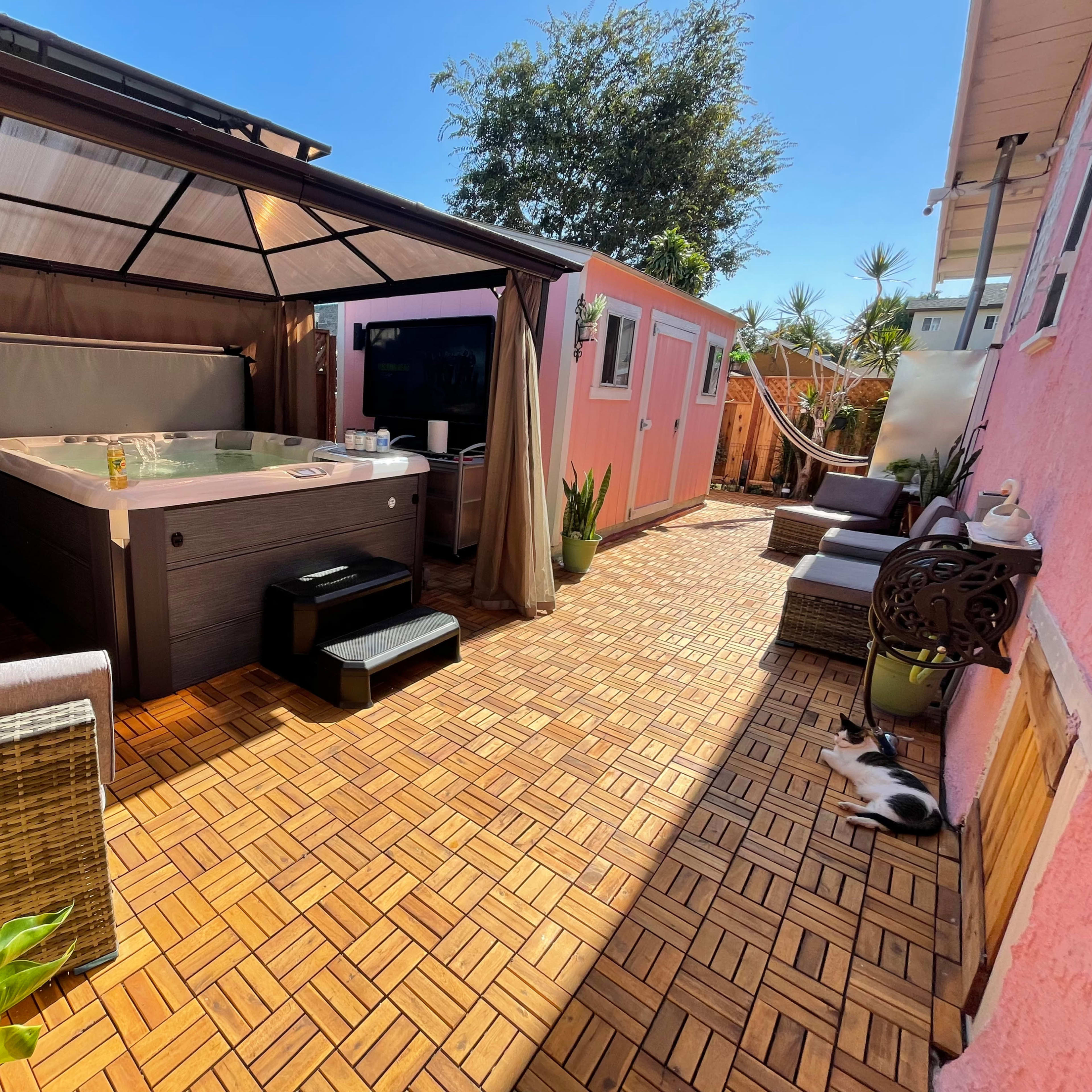 Exquisite Outdoor Haven with Sundance Spa (Just 2 Miles from Crypto.com Arena) Image in Central LA, Los Angeles, CA