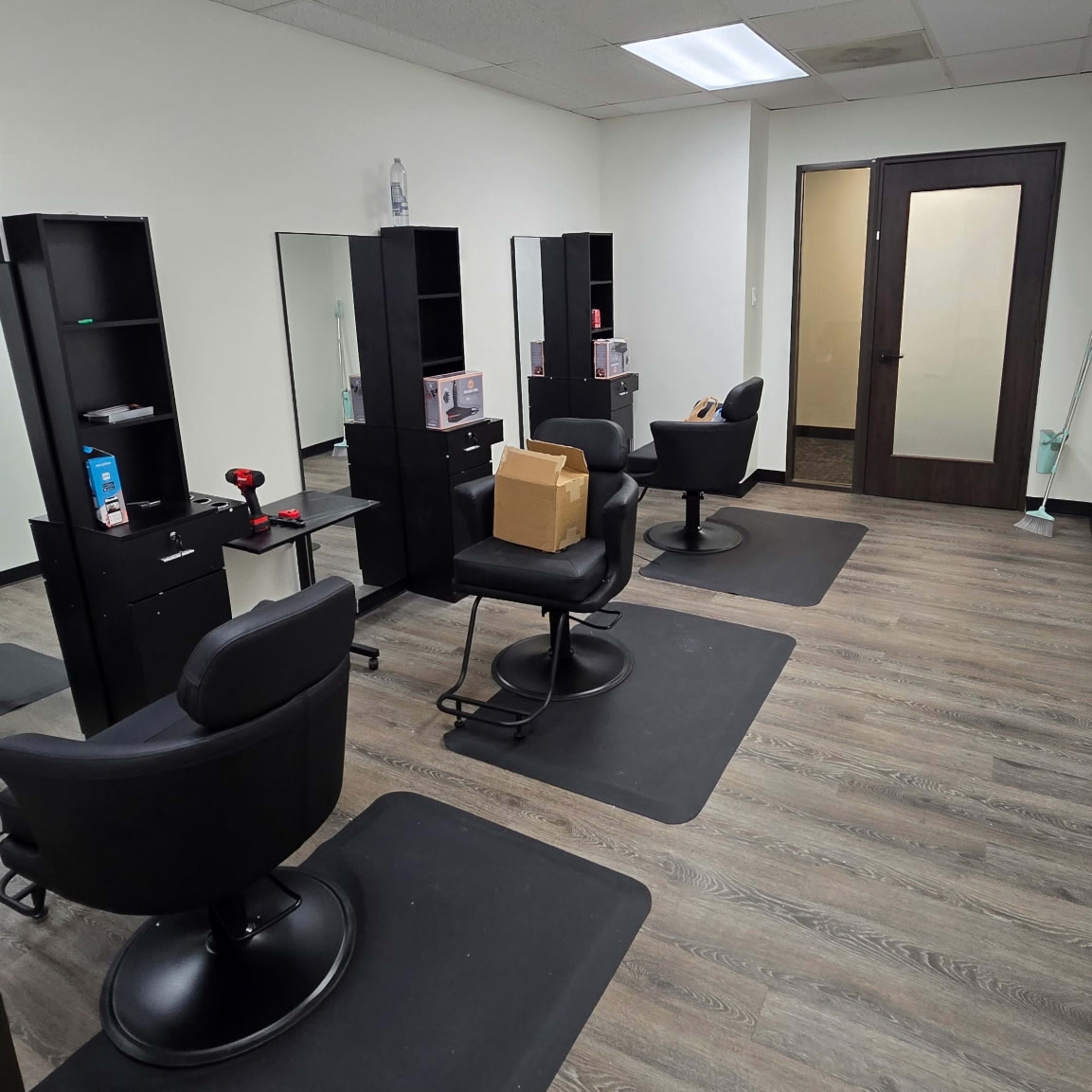 JBX Salon Joi Beaute Image in Cornerstone Village North, Houston, TX
