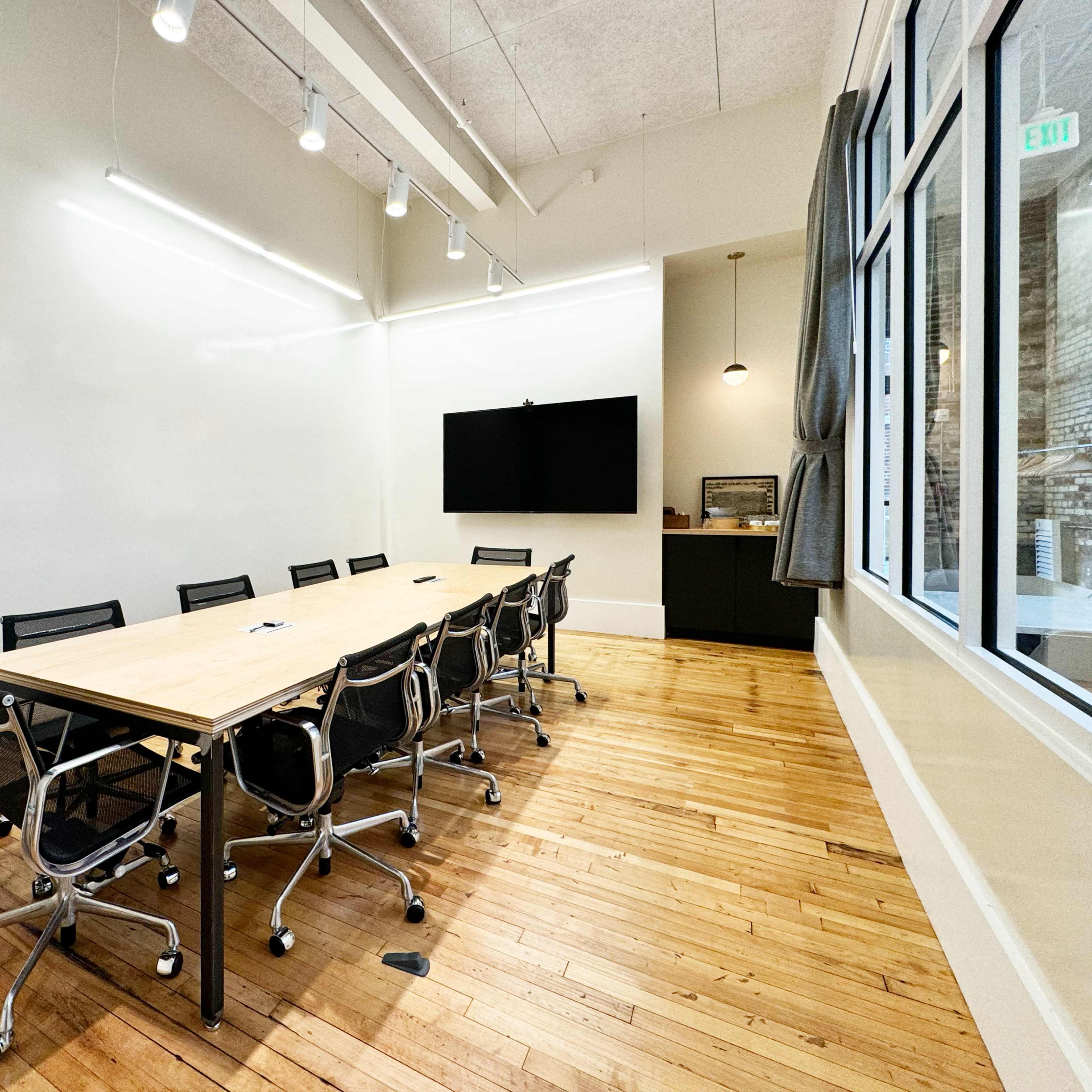 Stylish, Gorgeous Meeting Room in Cool Boston Location Image in Jamaica Plain, Boston, MA