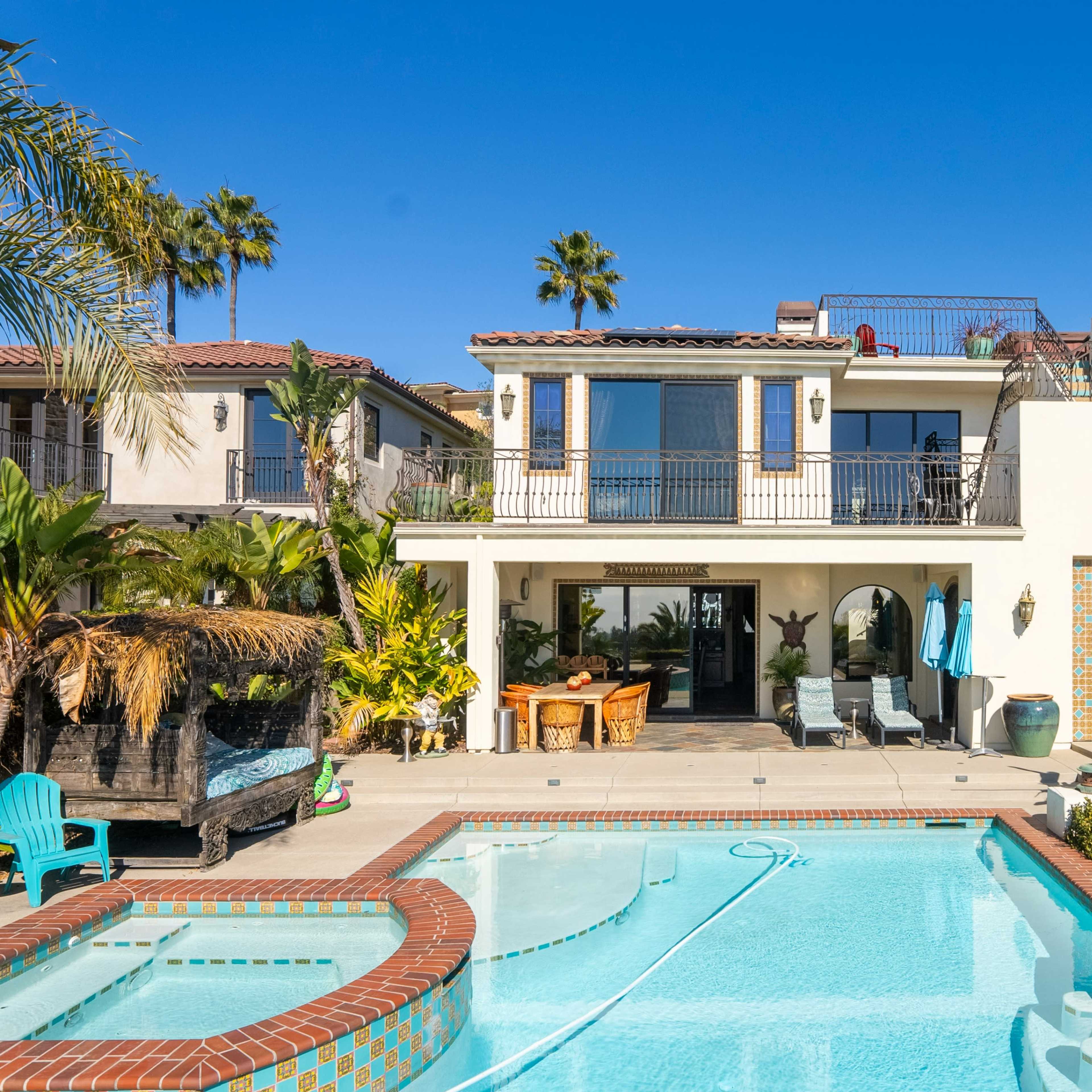 Castillo de Windsor Image in Pacific Beach, San Diego, CA