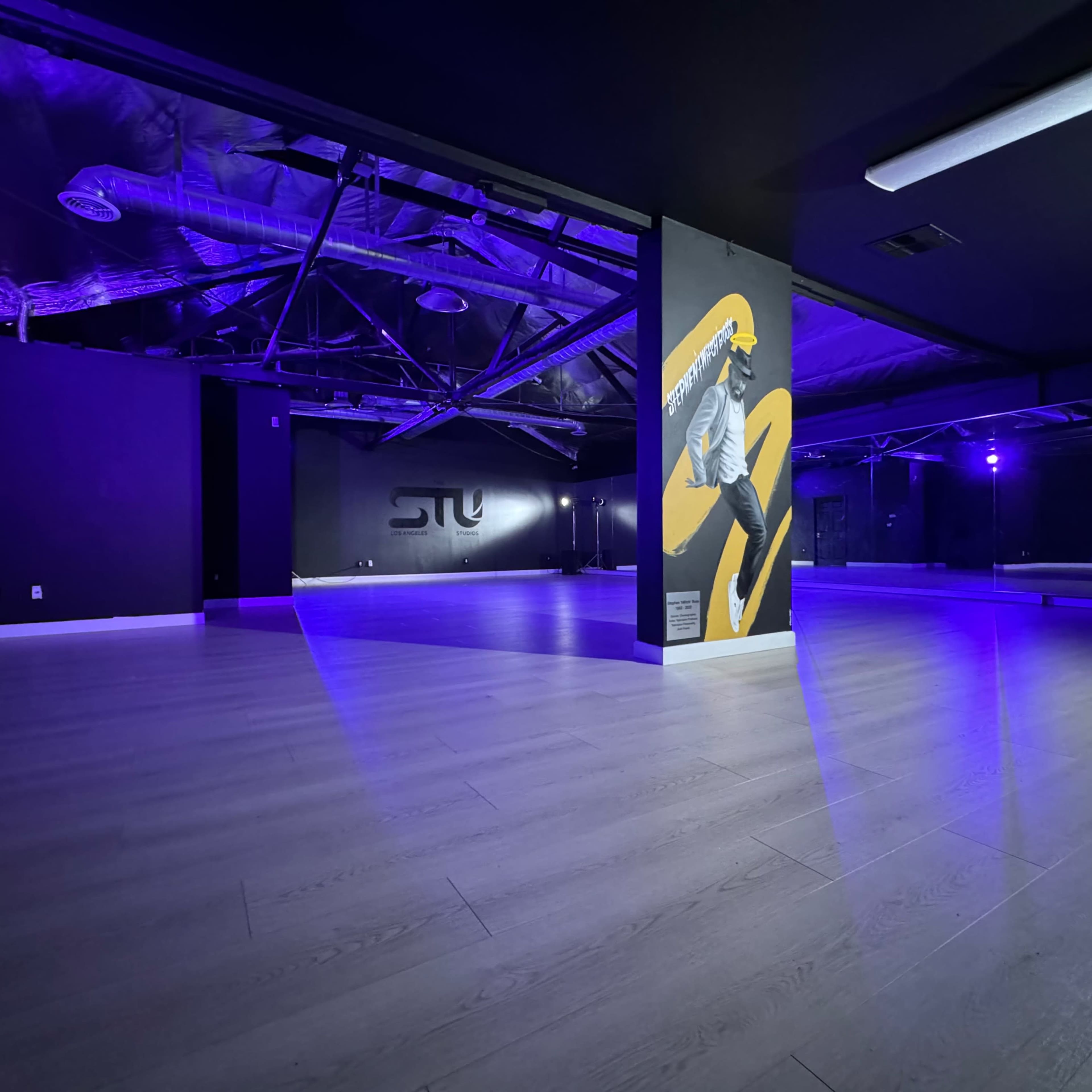 Private Dance Studio Compound in Burbank Image in Burbank, Burbank, CA