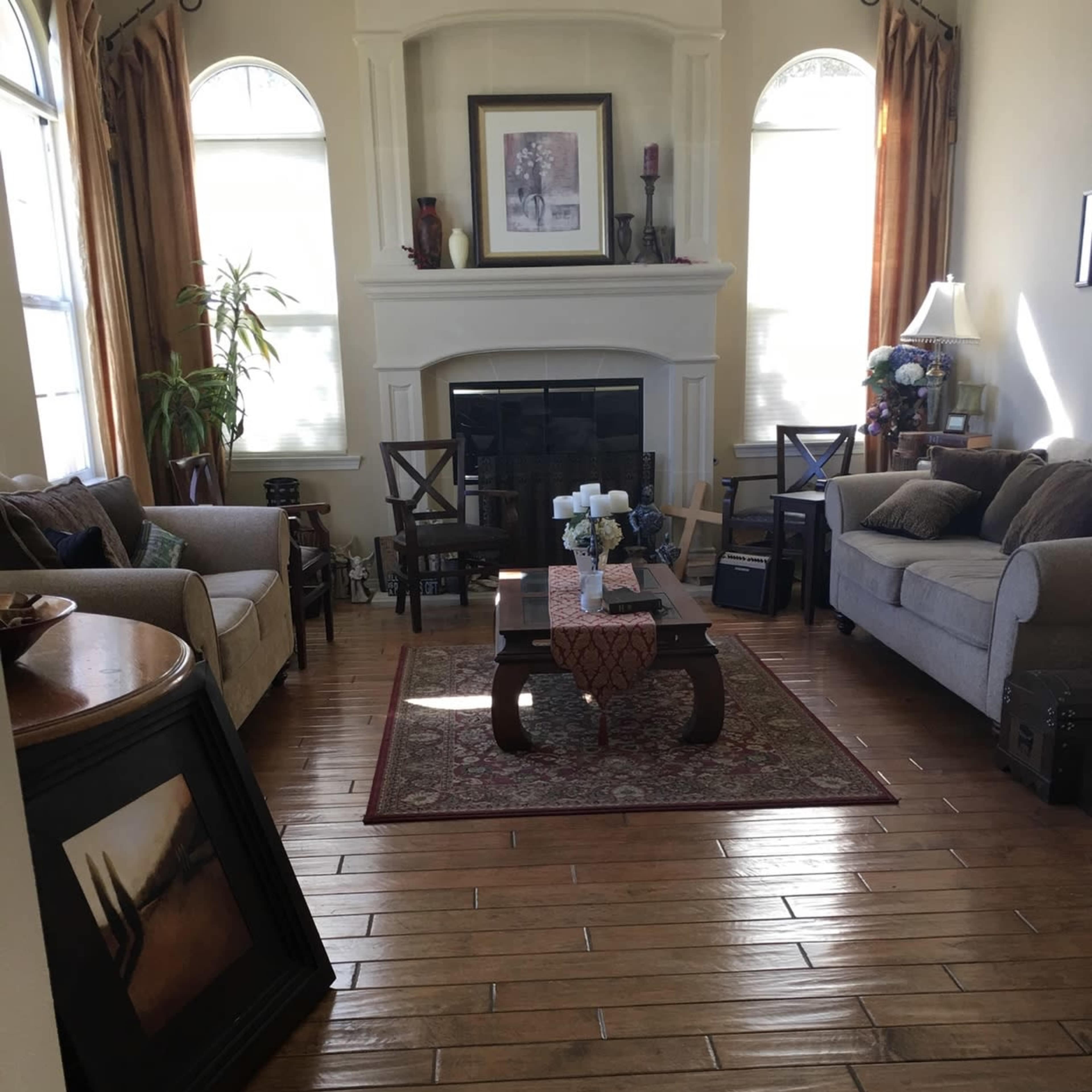 Elegant Villa Fireplace Meeting Room - Archways & Woodwork Image in Moorpark, Moorpark, CA