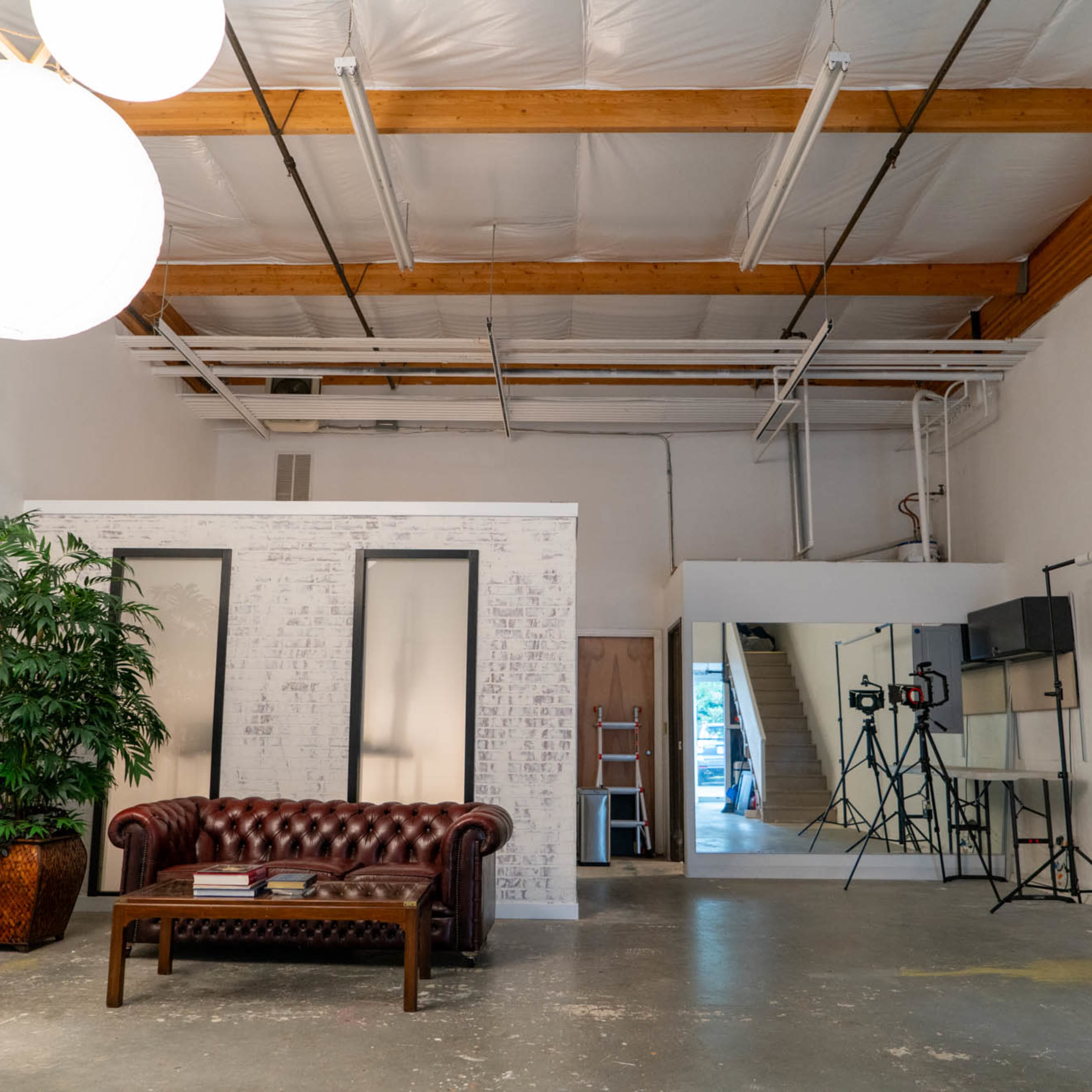 Urban creative loft Image in Sherwood - Tualatin North, Sherwood, OR