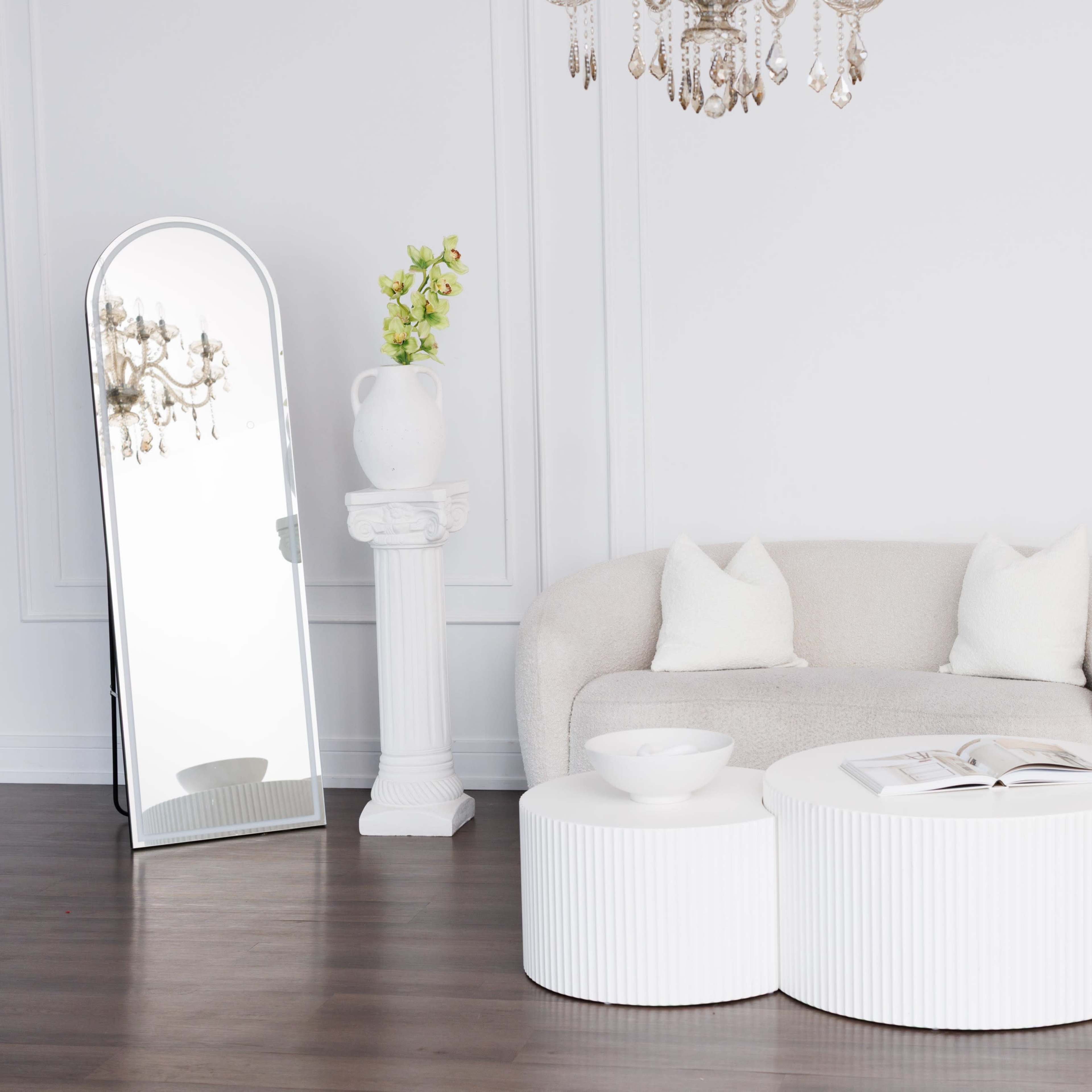 Day Light European Studio + Pulsed Lighting Included/ Amazing Location Image in Logan Square, Chicago, IL