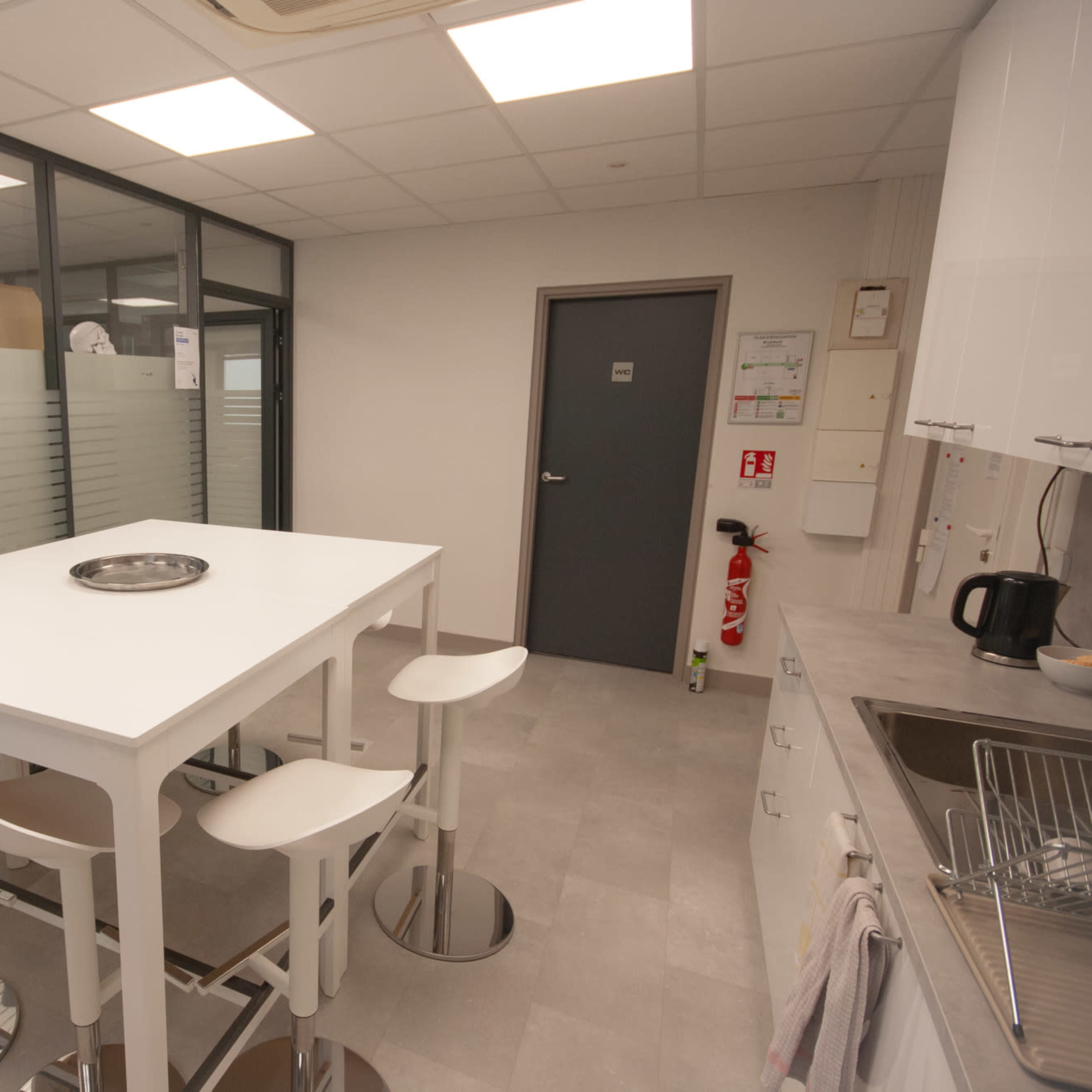 Studio vidéo et podcast entièrement équipé 🎬🎙️ Image dans Prince–Marmottan, Boulogne-Billancourt, Île-de-France