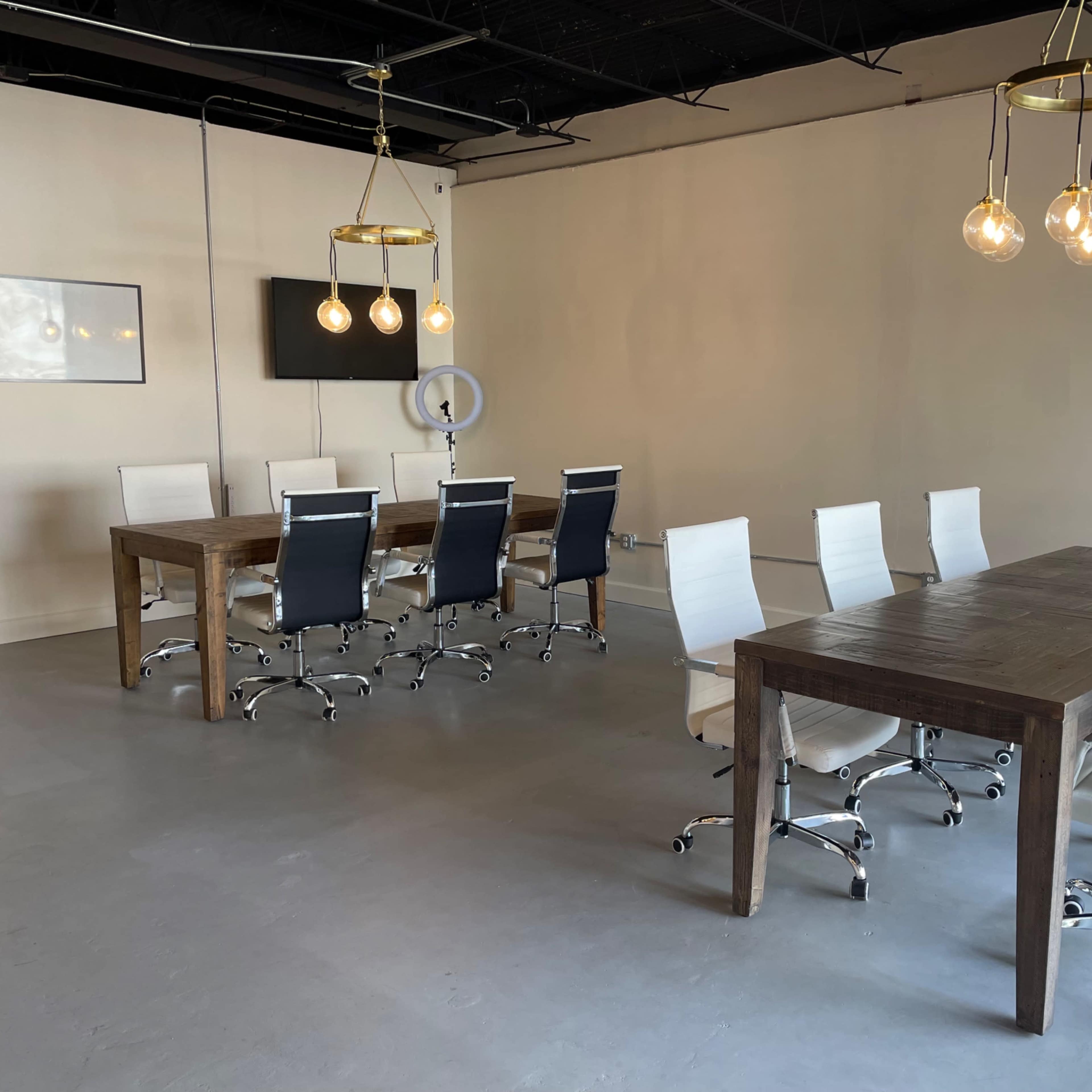 Boulevard Loft Image in Greater Heights, Houston, TX