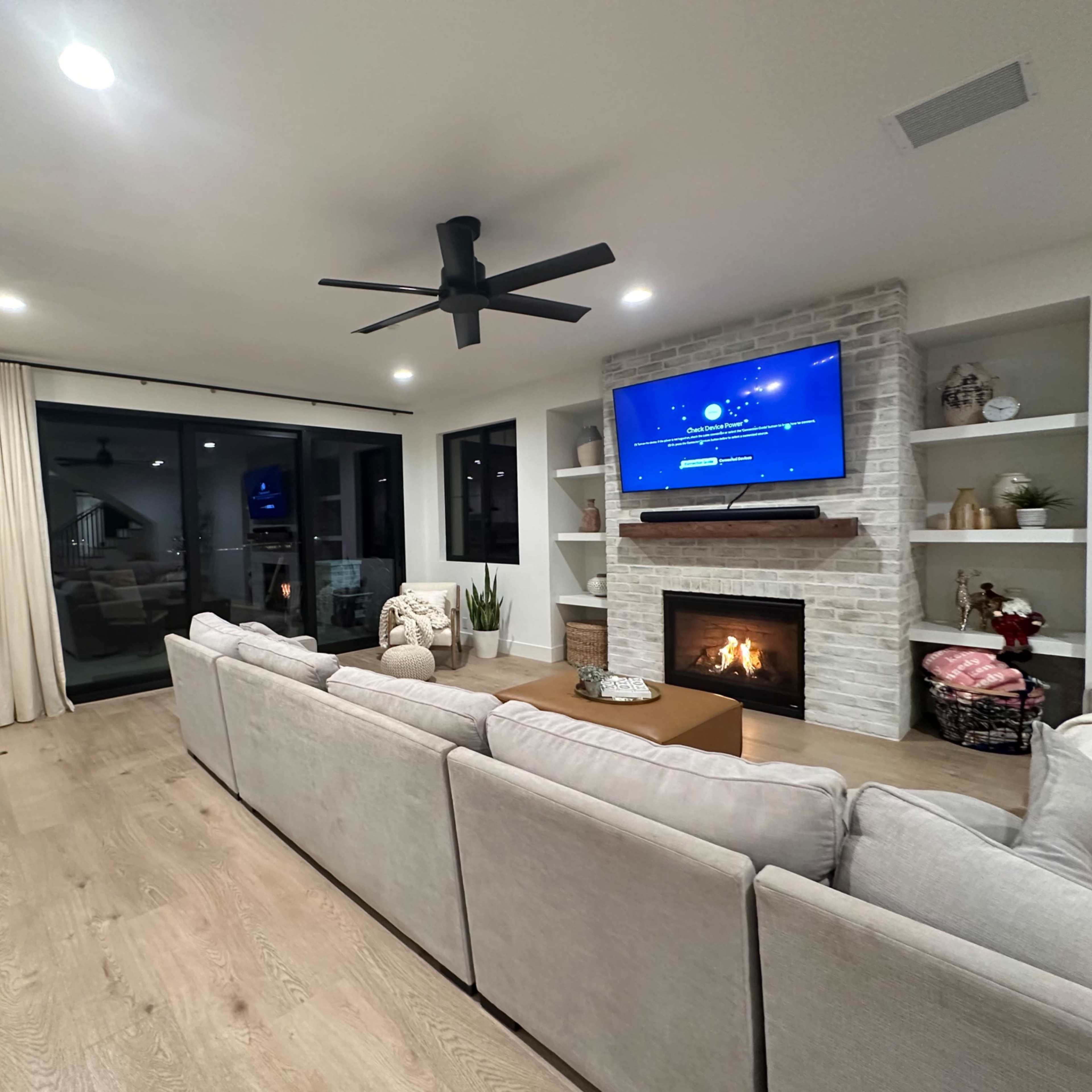 Hidden New Build with Amazing Views: Photoshoots & Special Events Image in , San Marcos, CA