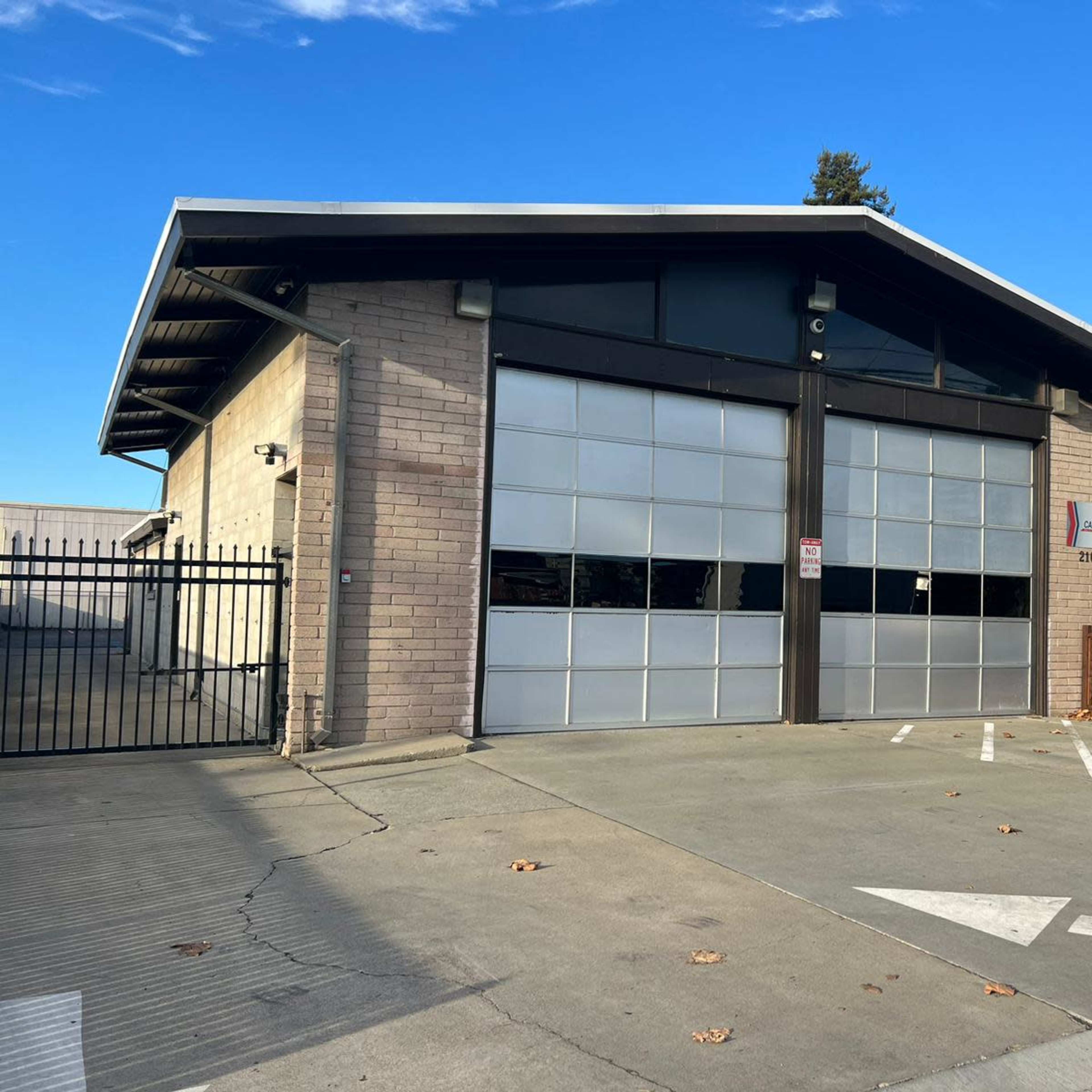 A fully private venue with multiple rooms, ideal for conferences, workshops, and corporate retreats. Image in Mulford Gardens, San Leandro, CA