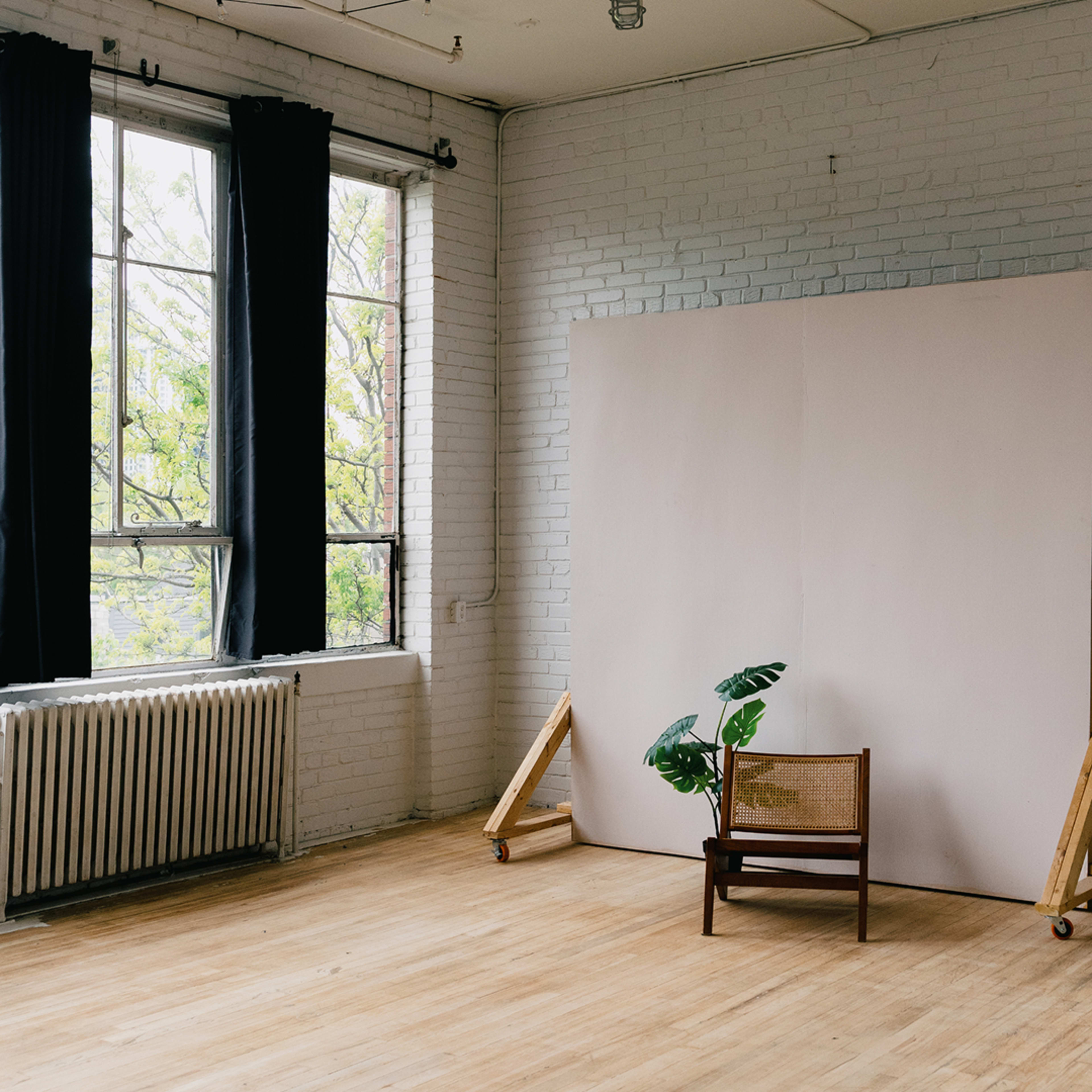 Wade Studio  Image in Niagara, Toronto, ON