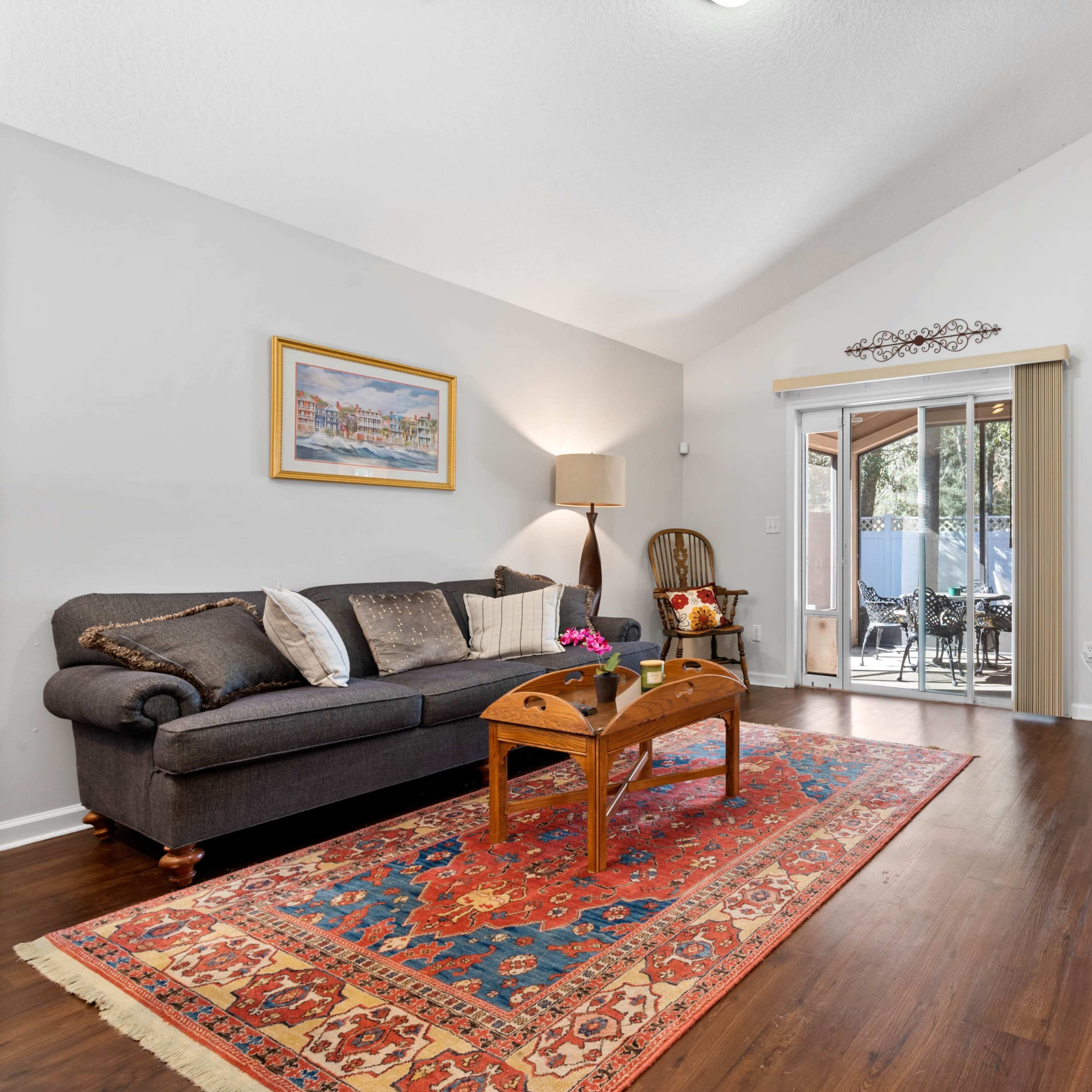 Spacious pet friendly home close to airport & zoo Image in Biscayne Terrace, Jacksonville, FL