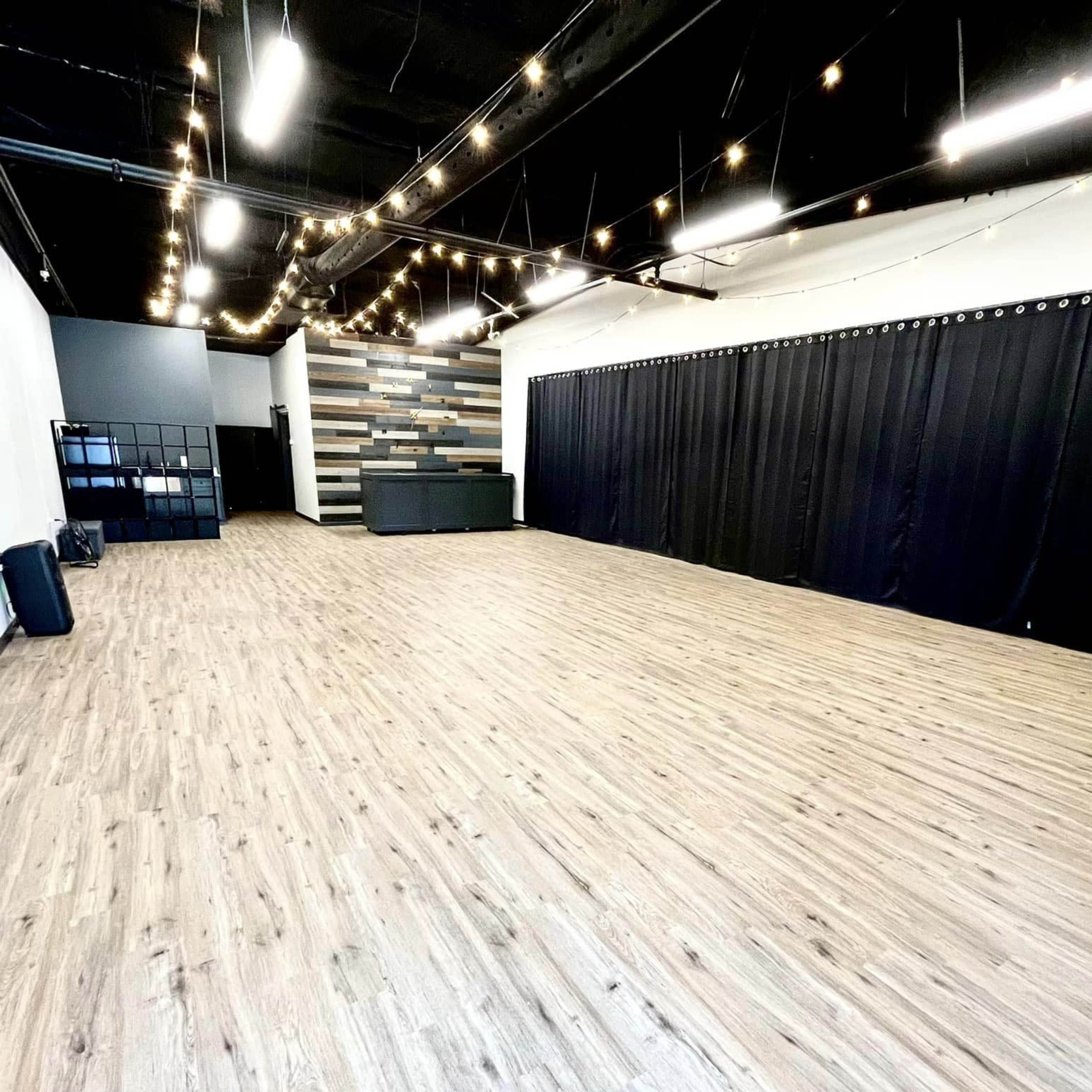 Metairie Multipurpose Studio & Event Space Image in Metairie, Metairie, LA