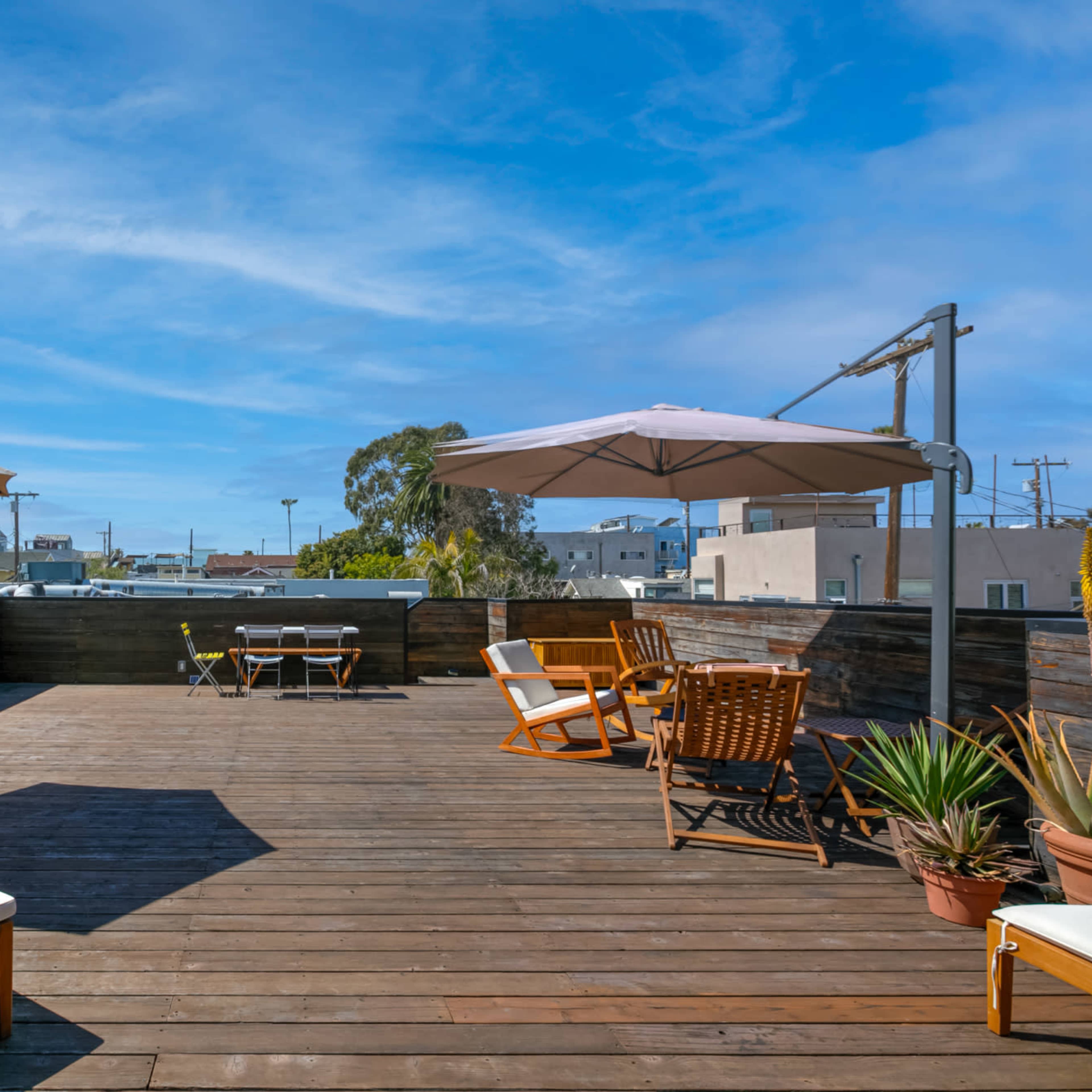 Venice Rooftop House @ best location with parking Image in Venice, Los Angeles, CA