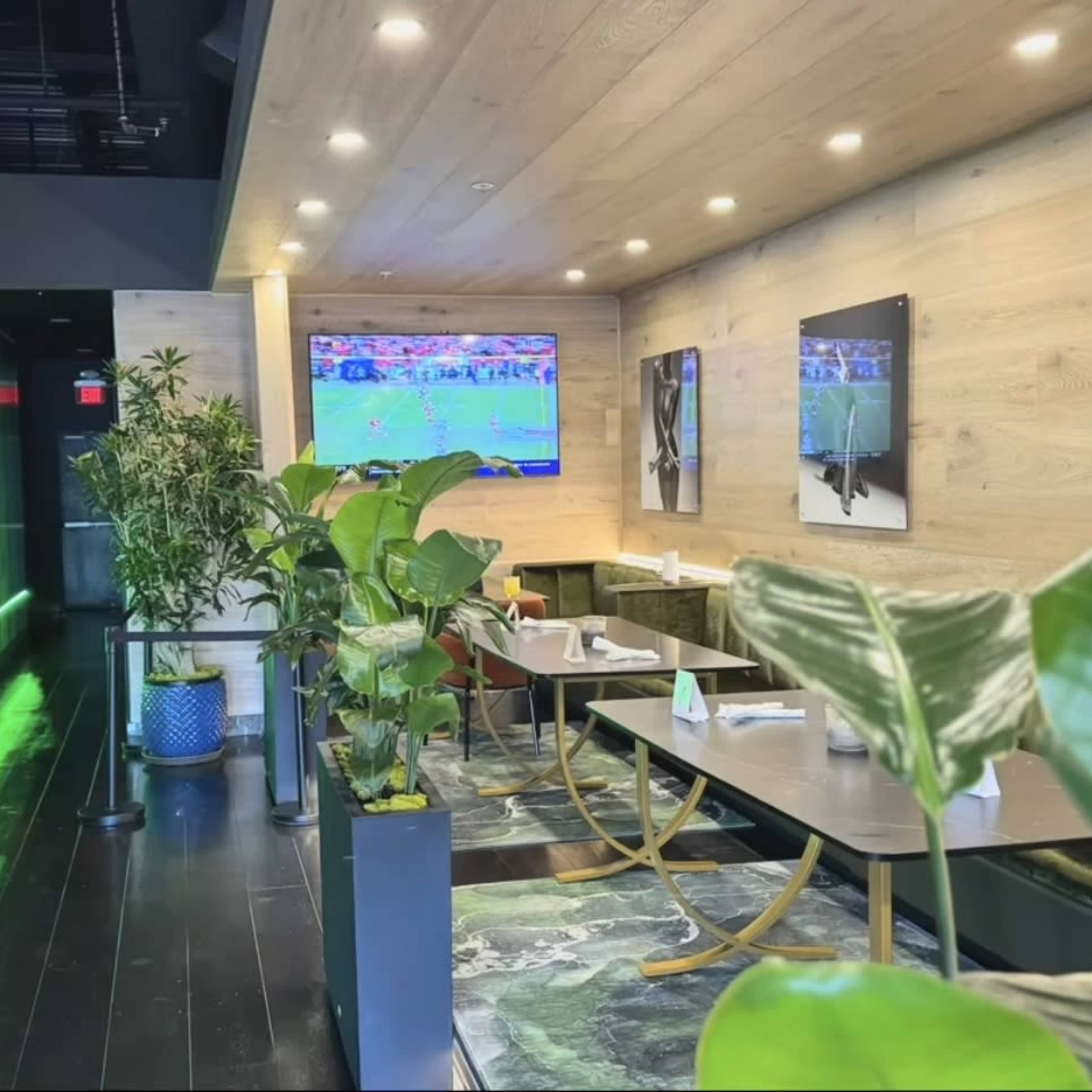 Upscale Intimate Restaurant & Lounge Image in , Norcross, GA