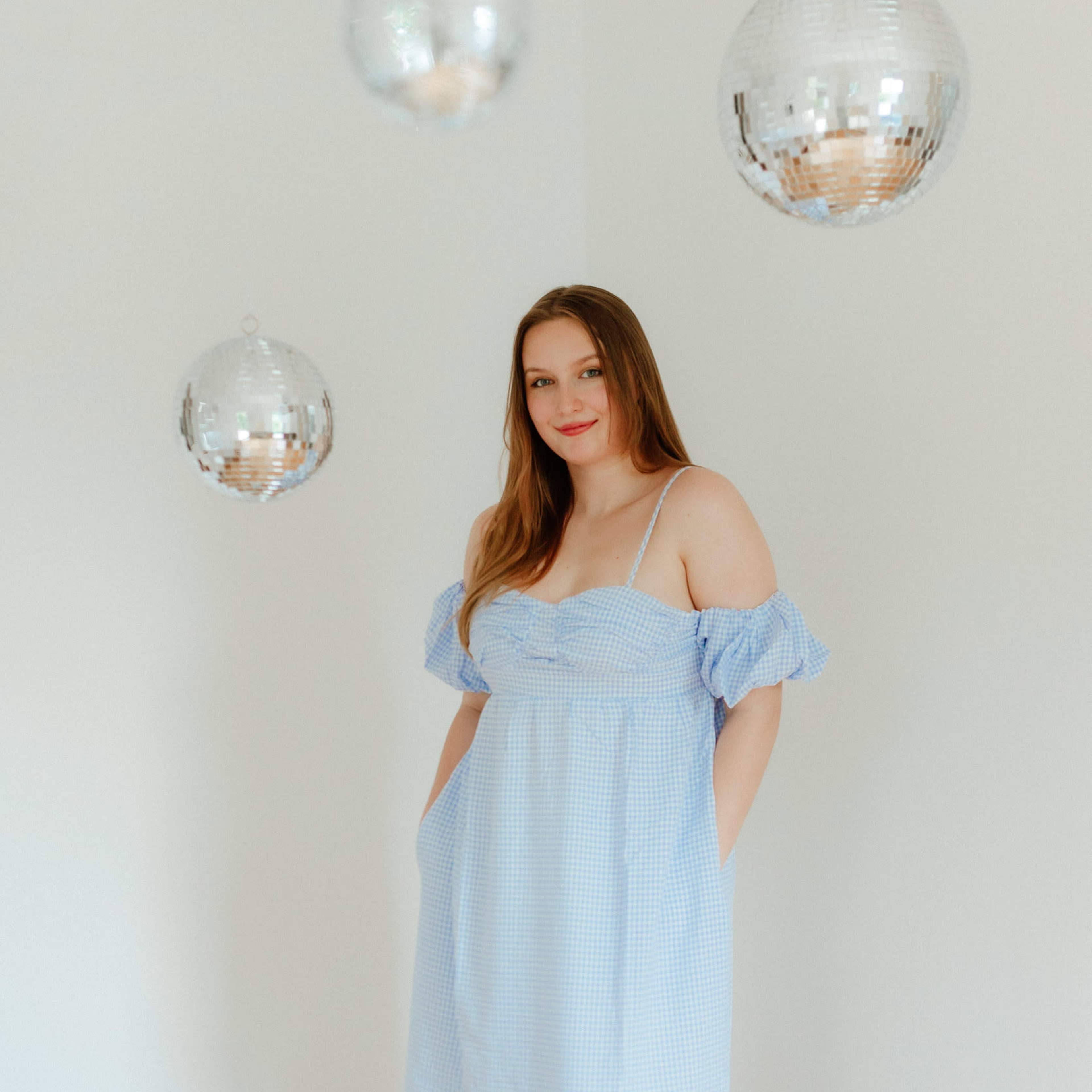 Natural Light Disco + White Wall Studio Image in Greater Heights, Houston, TX