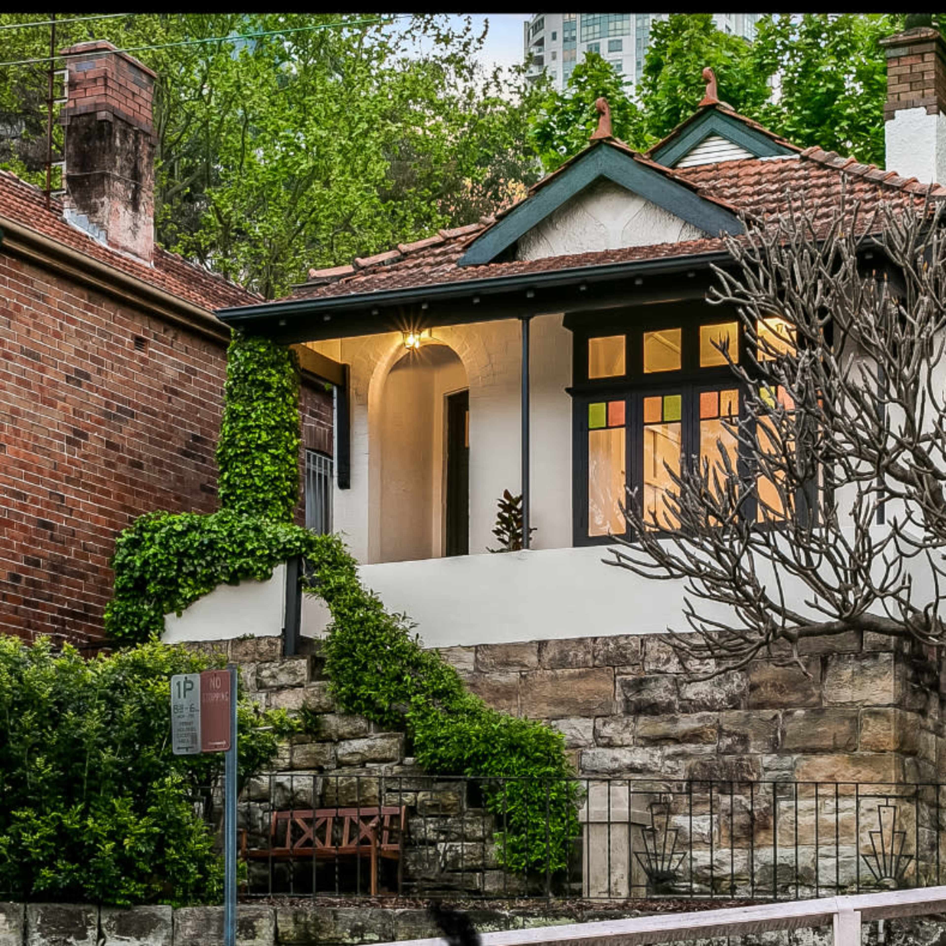 A 1920s Federation home close to Sydney CBD Image in Sydney, Sydney, NSW