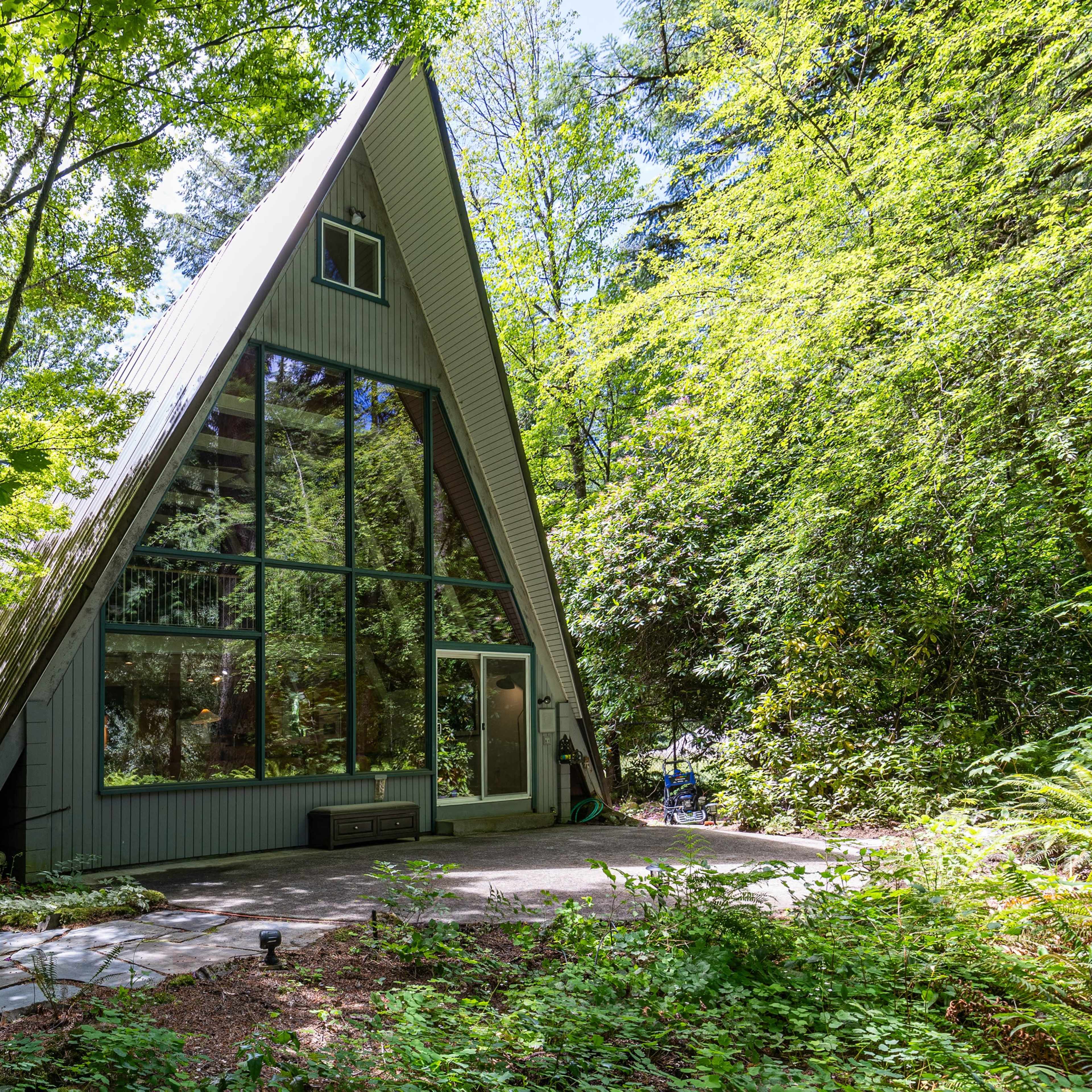 Dreamy Riverfront A Frame Getaway with Hot Tub, Firepit, Hammock, Game Room and Epic River Views Image in , Clackamas County, OR