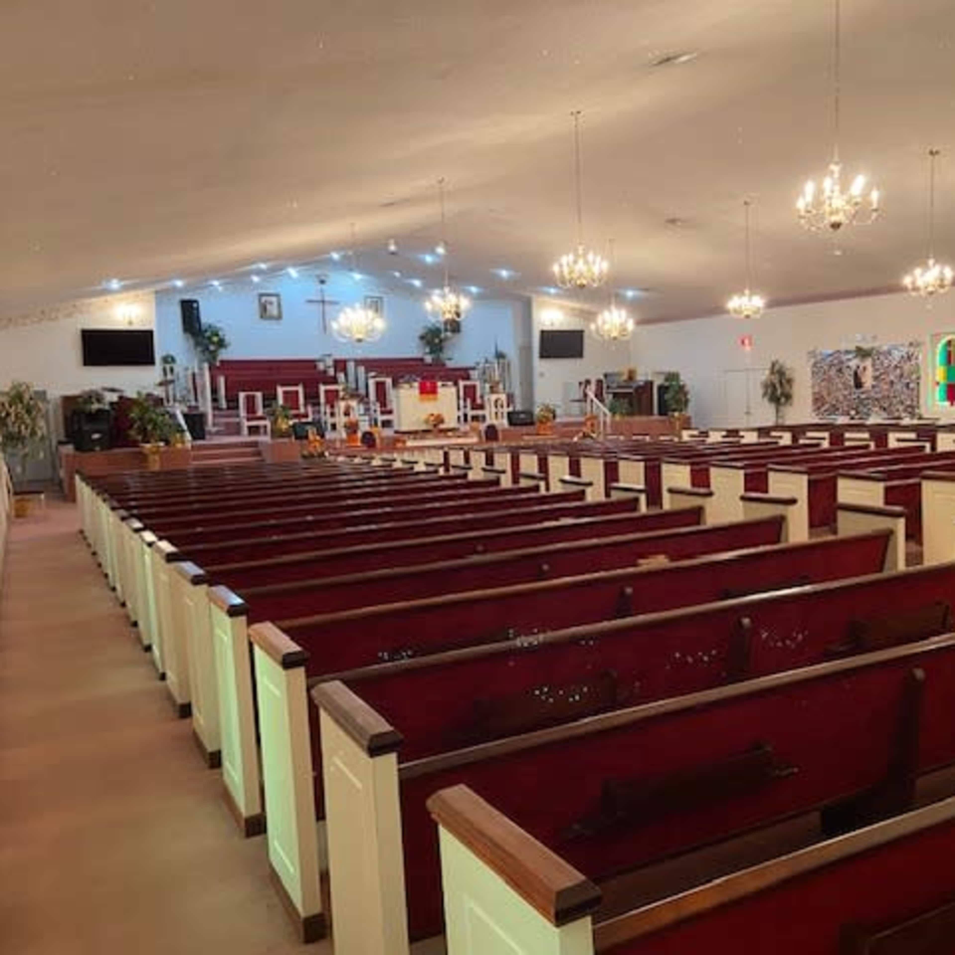 Well lit sanctuary with great features Image in Stonecrest, Lithonia, GA