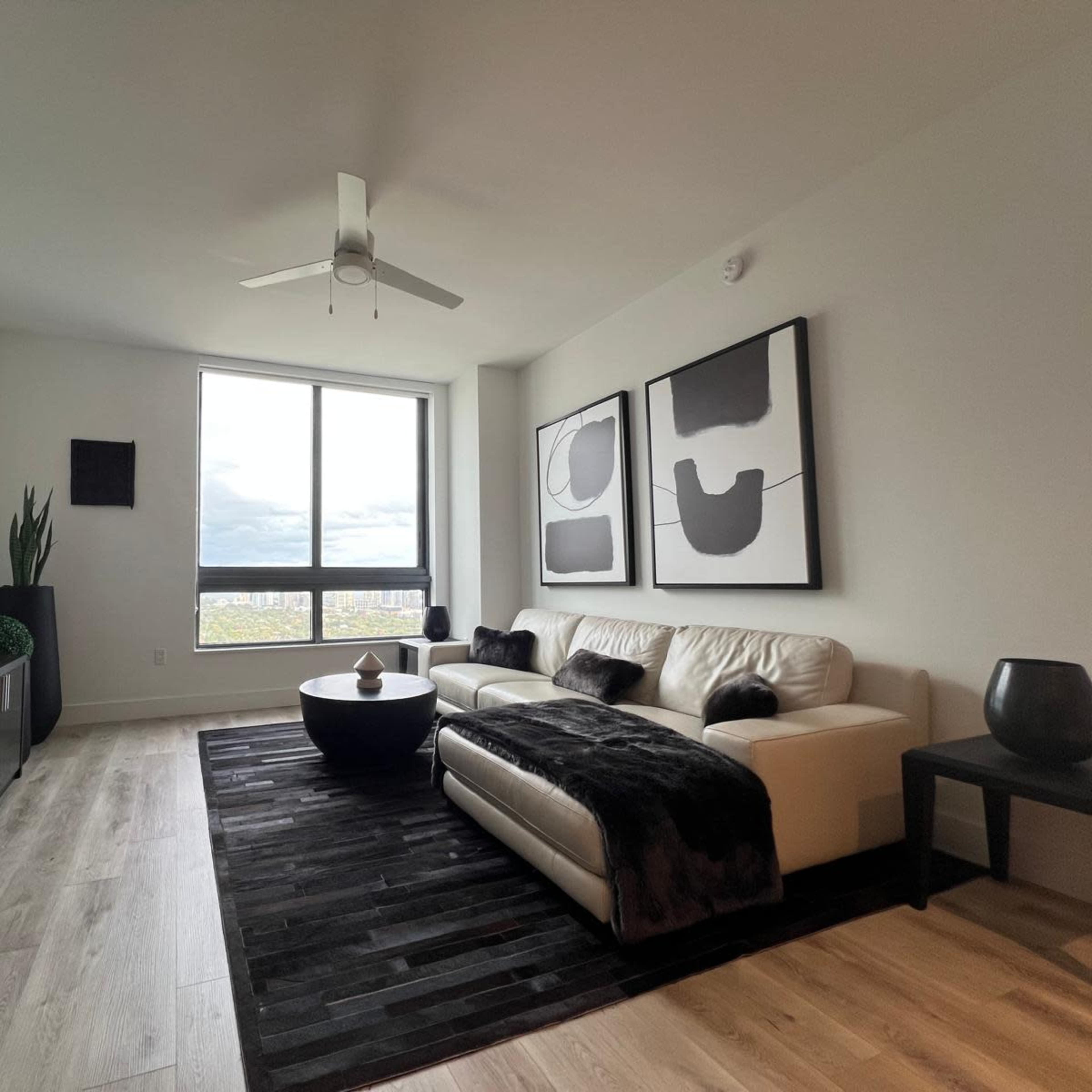 Minamalist Modern Apartment with Gorgeous Views (Sunrise & Sunset) Image in Coral Way, Miami, FL