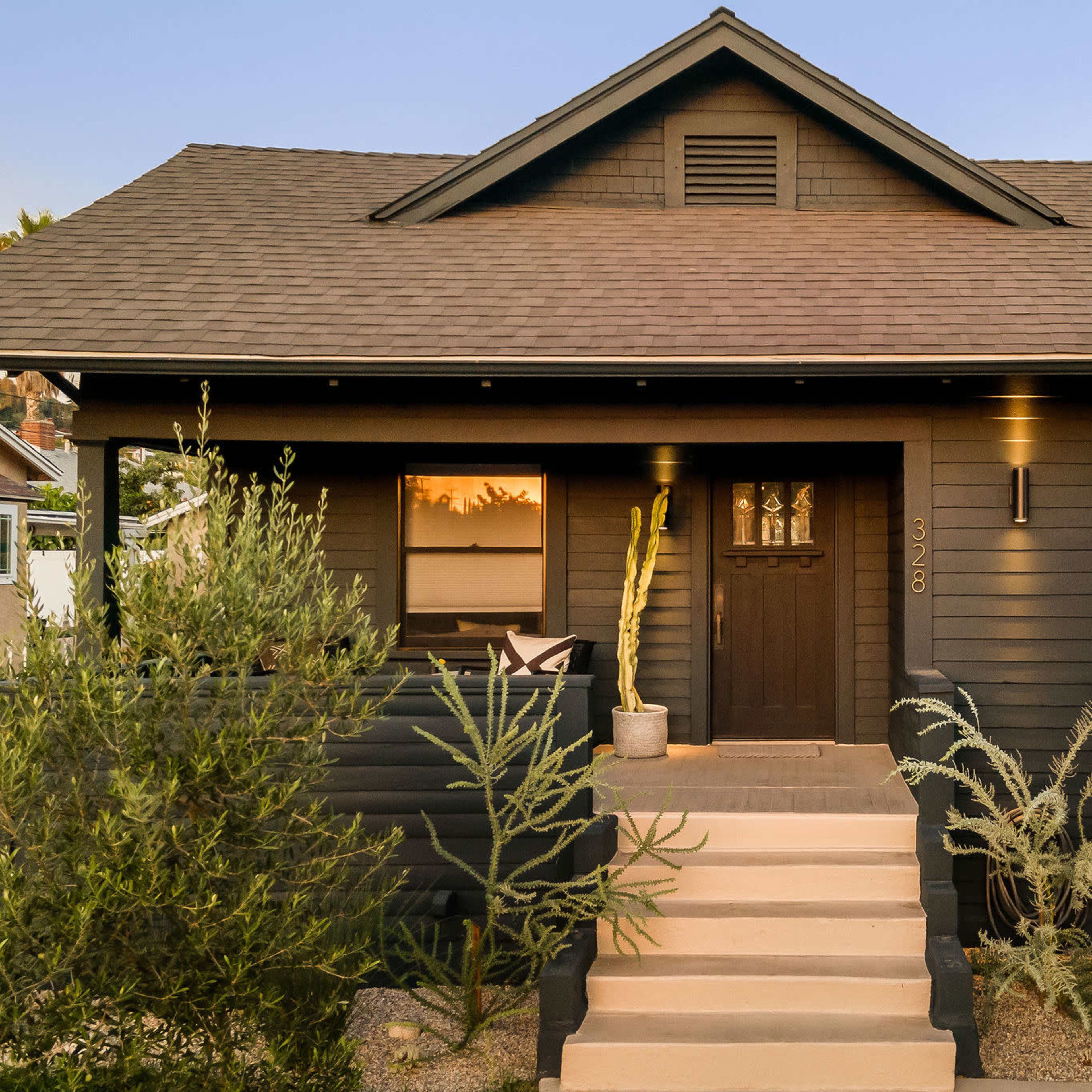 by: Bungalow Eclettico Image in Northeast Los Angeles, Los Angeles, CA