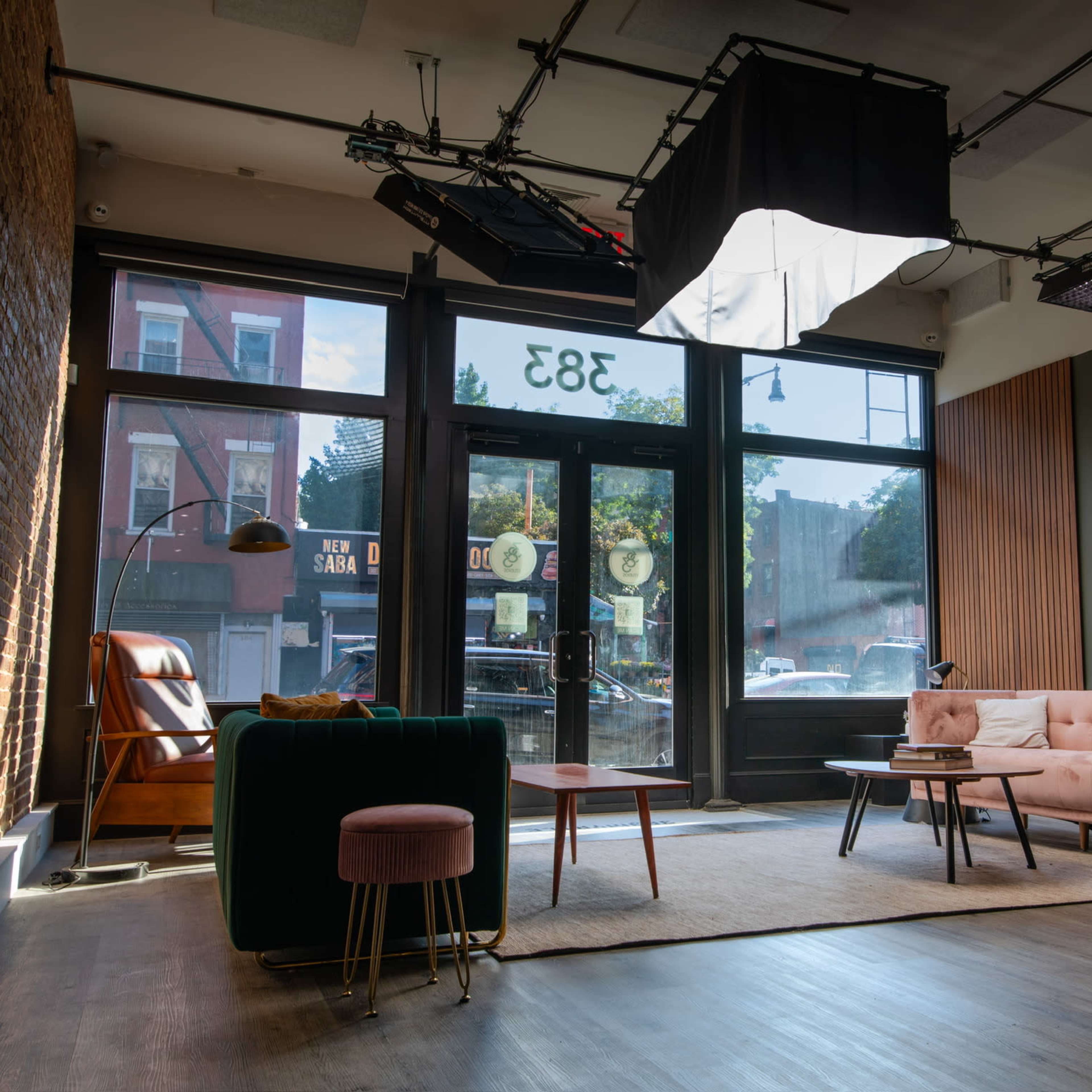 Amazing Luxury Downtown Brooklyn Event Space & Studio with Full Kitchen, Minutes From Manhattan Image in Clinton Hill, Brooklyn, NY