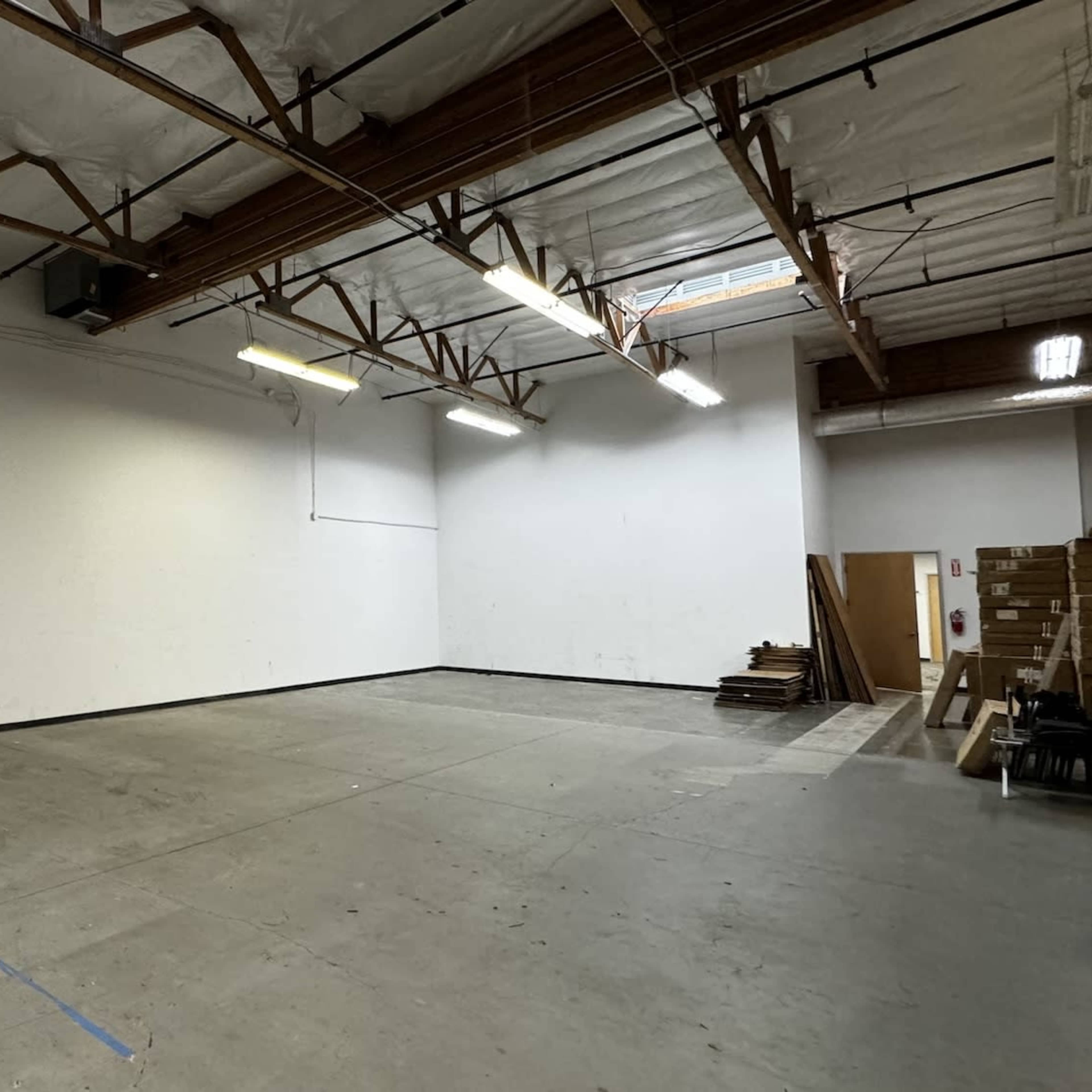 Open-Use Warehouse Space Located in North County San Diego Image in Ivey Ranch / Rancho Del Oro, Oceanside, CA