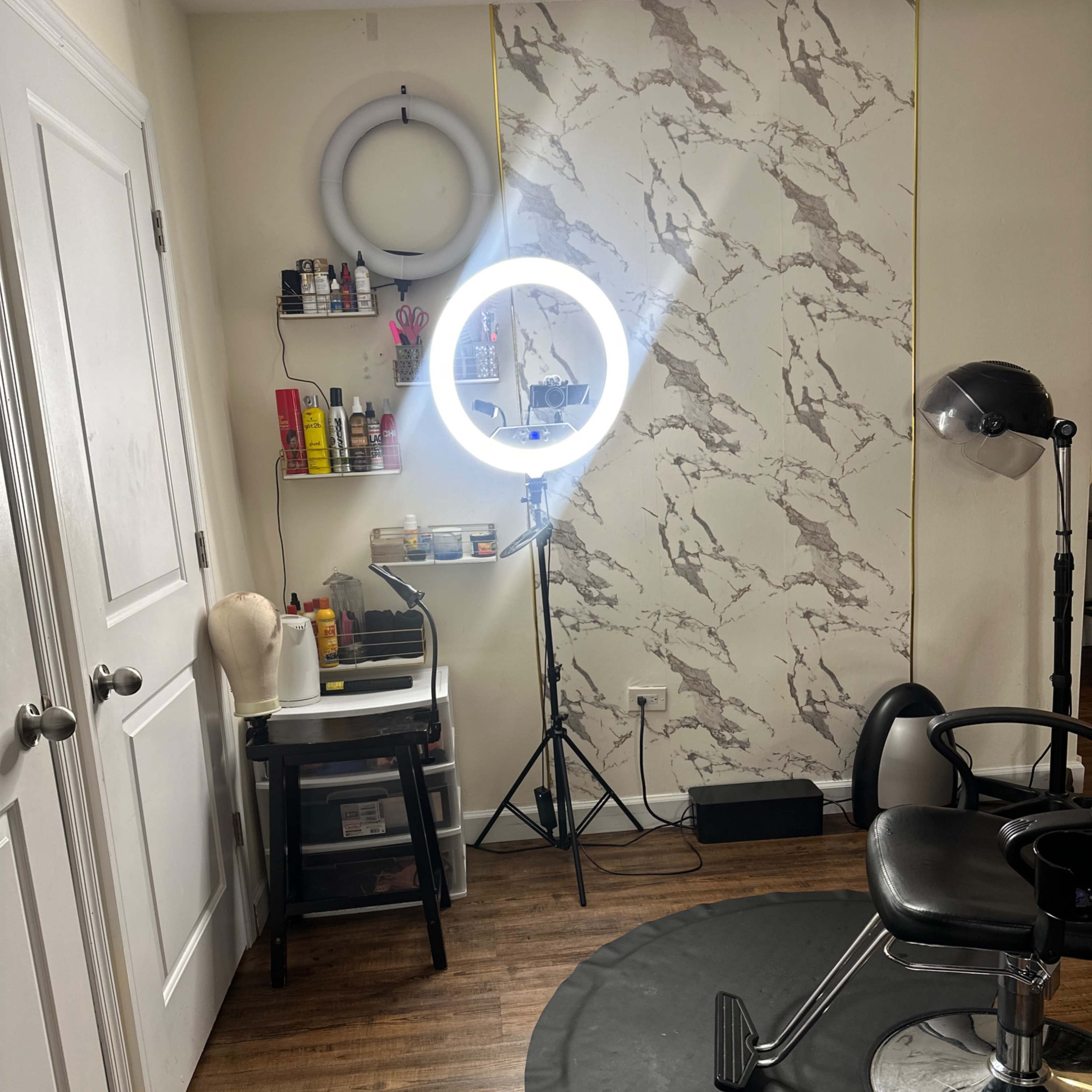 East Falls salon studio in quite home space Image in Germantown, Philadelphia, PA