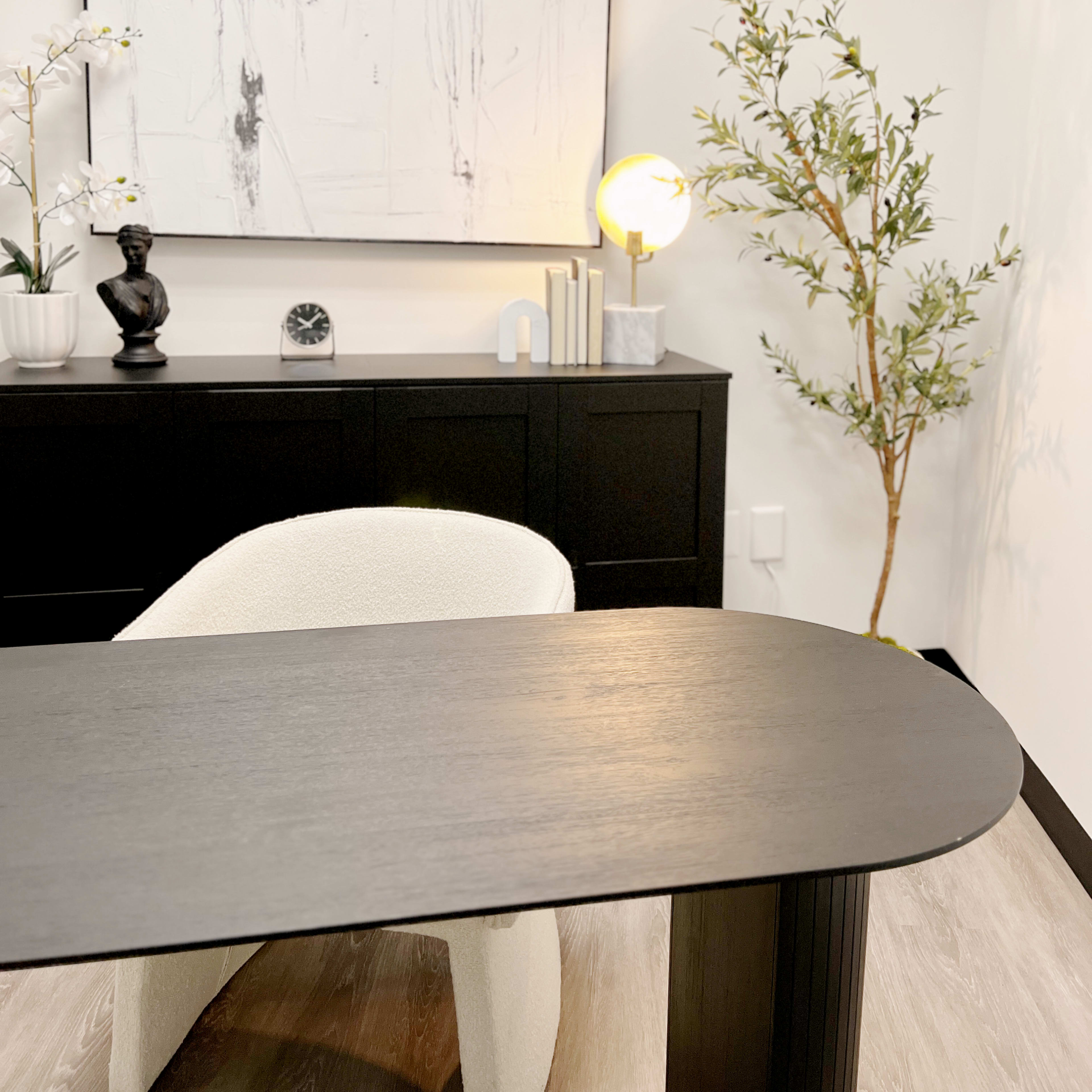 Charming, Versatile Leesburg Content Studio Image in , Leesburg, VA