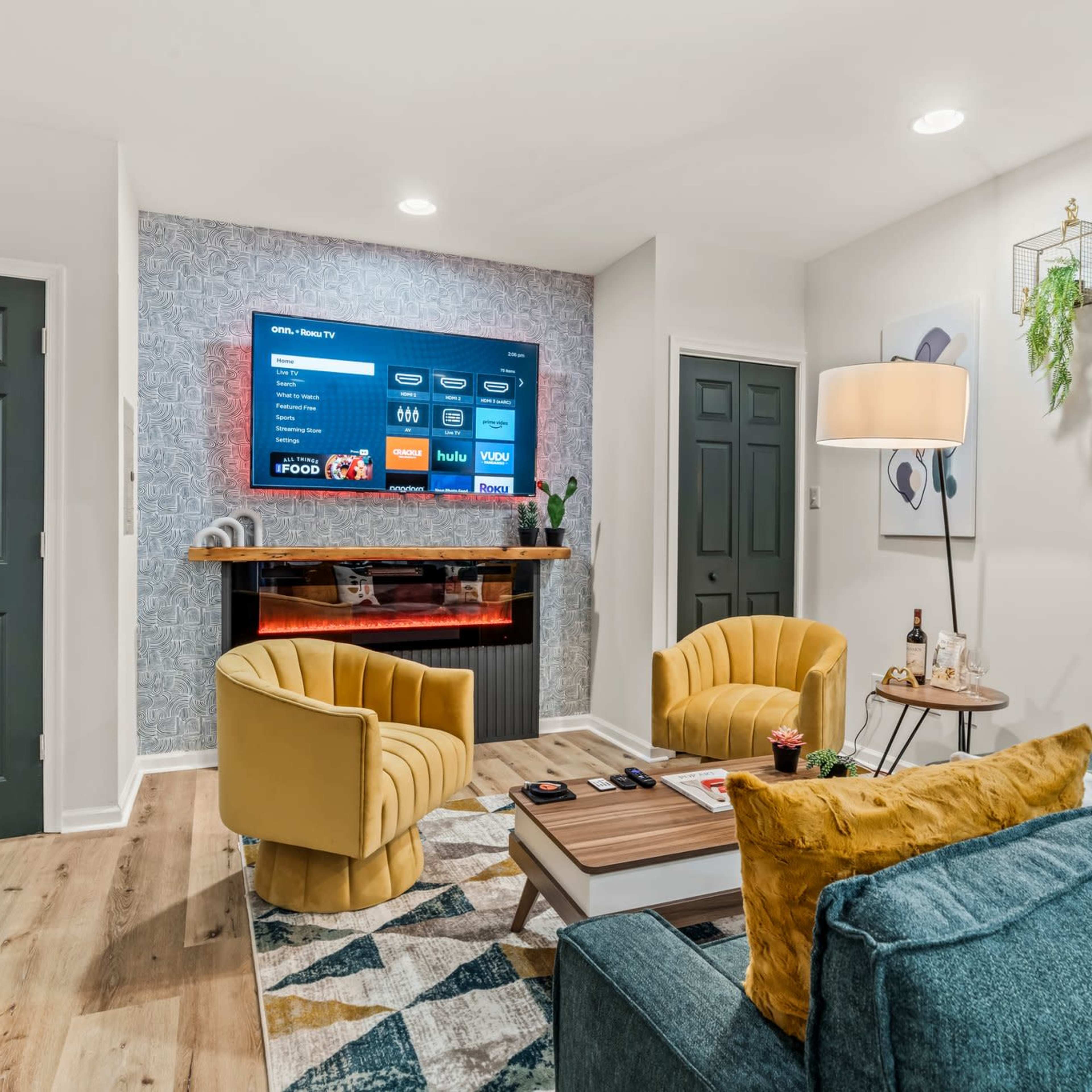 Family-friendly 2BR Condo with Free Parking! Image in Center City, Philadelphia, PA