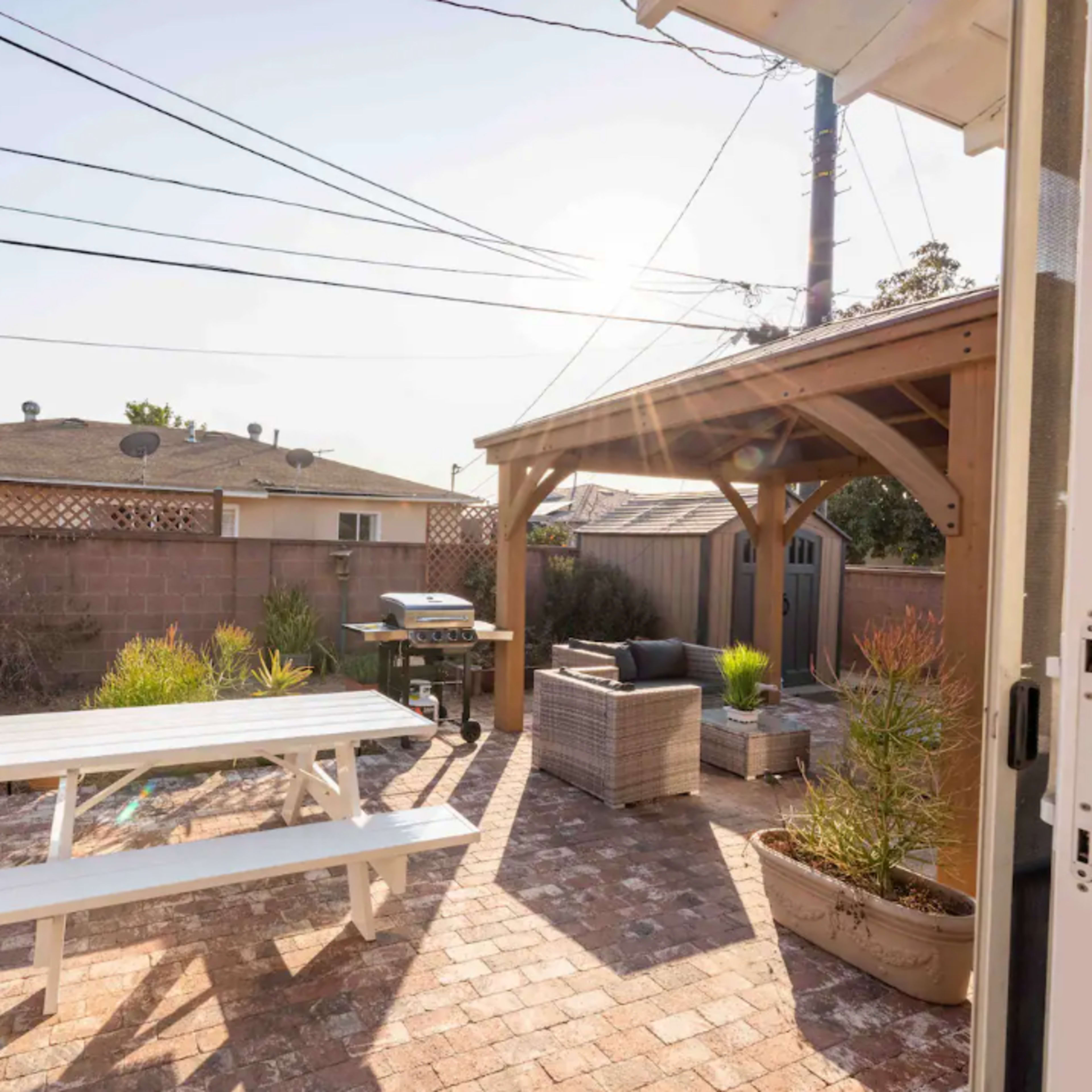 Spacious Retreat 4BR House with BBQ & Backyard Image in Fullerton, Fullerton, CA