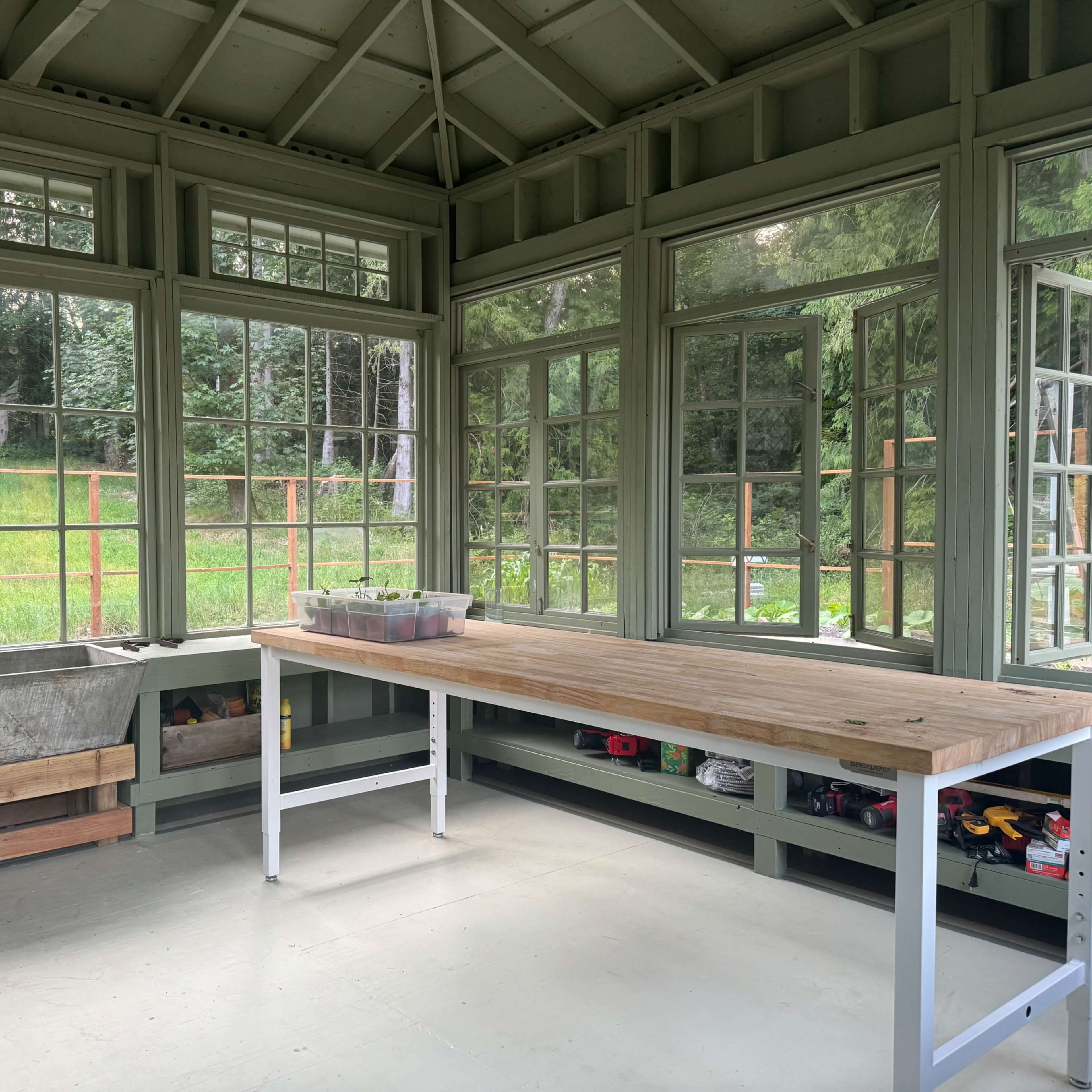Charming Greenhouse with Garden Image in Kayak Point, Stanwood, WA