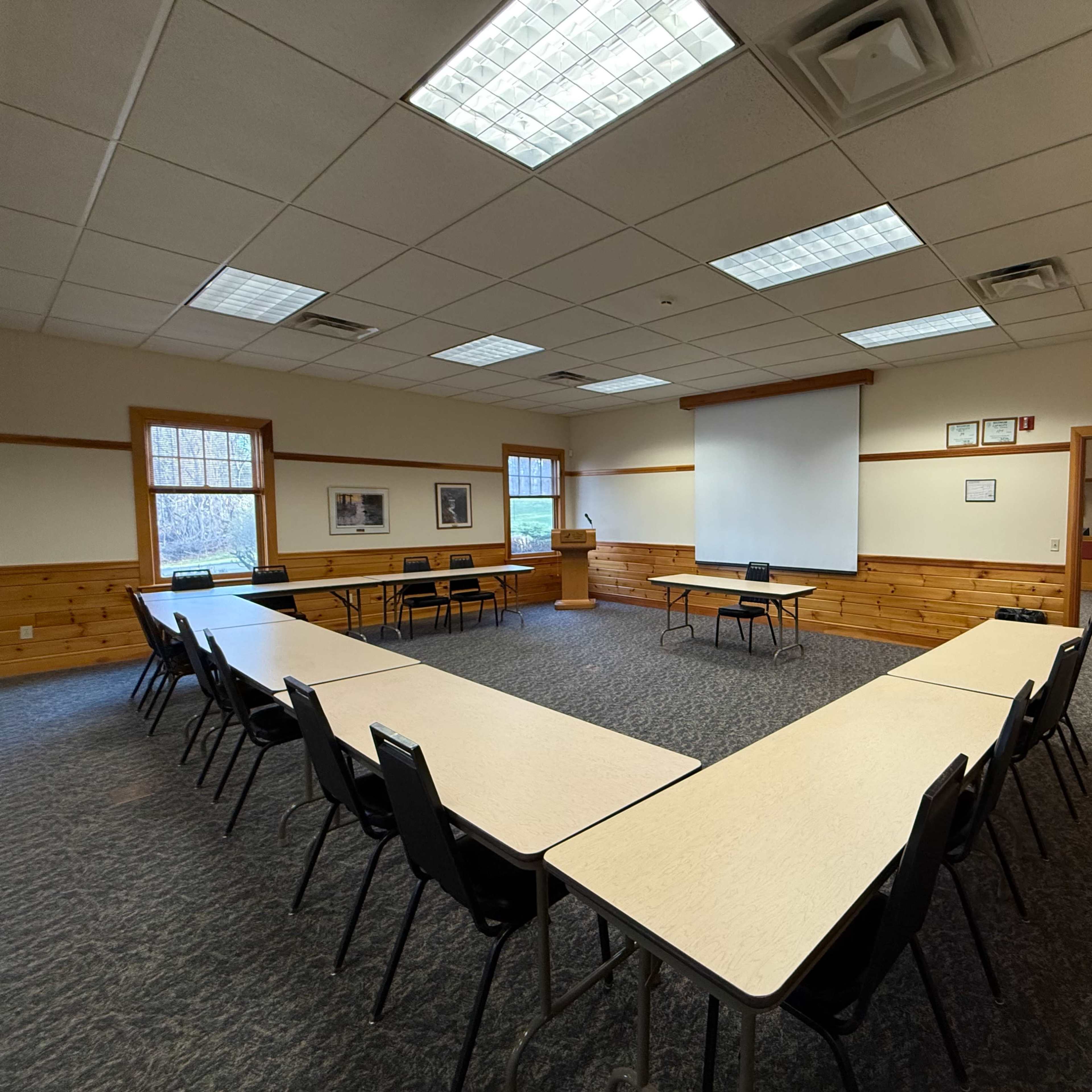 Northeastern Retail Lumber Association | Classroom B Rental Space Image in North Greenbush, Rensselaer, NY