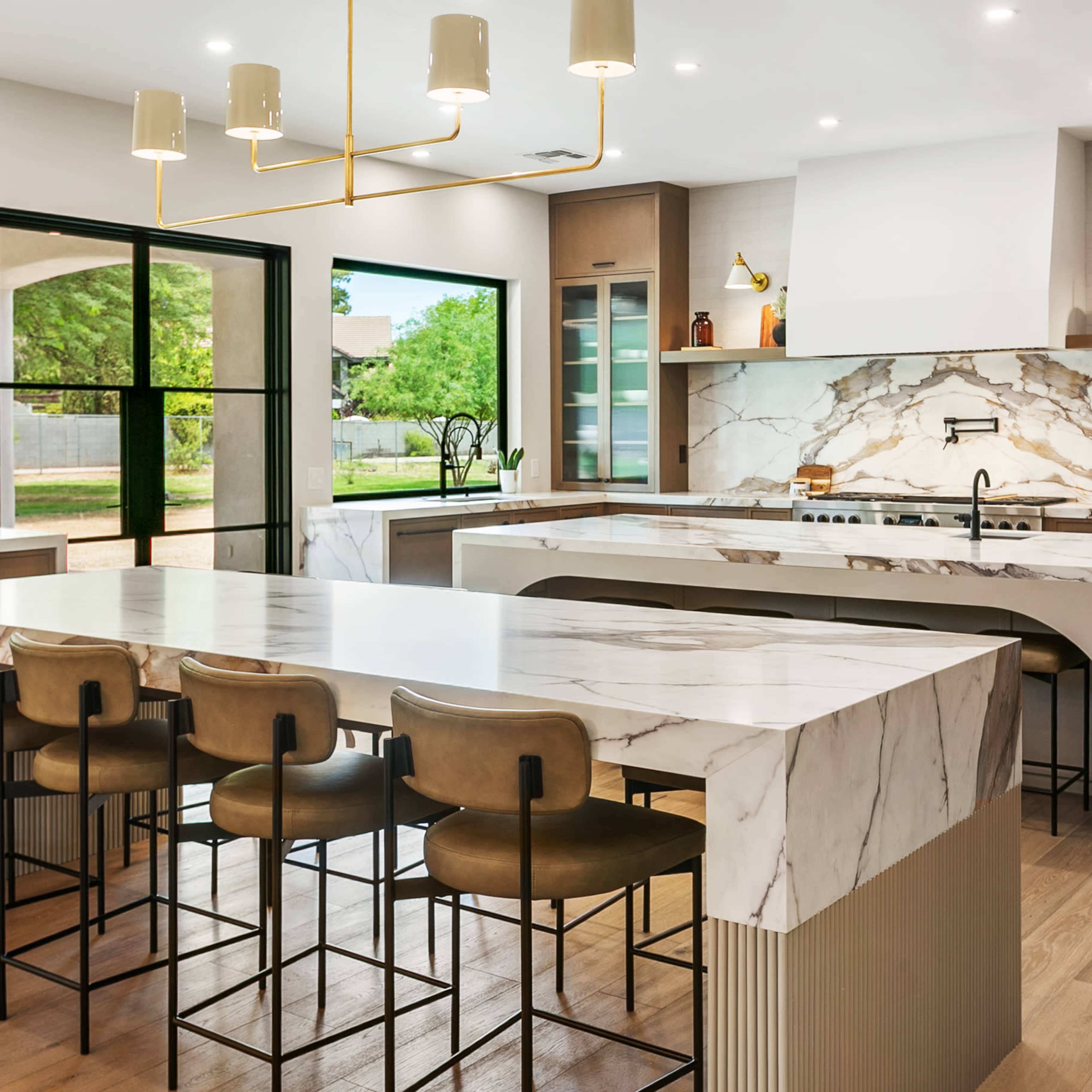 Tempe Manor - A Refined Modern Mansion Image in Tally Ho Farms North, Tempe, AZ