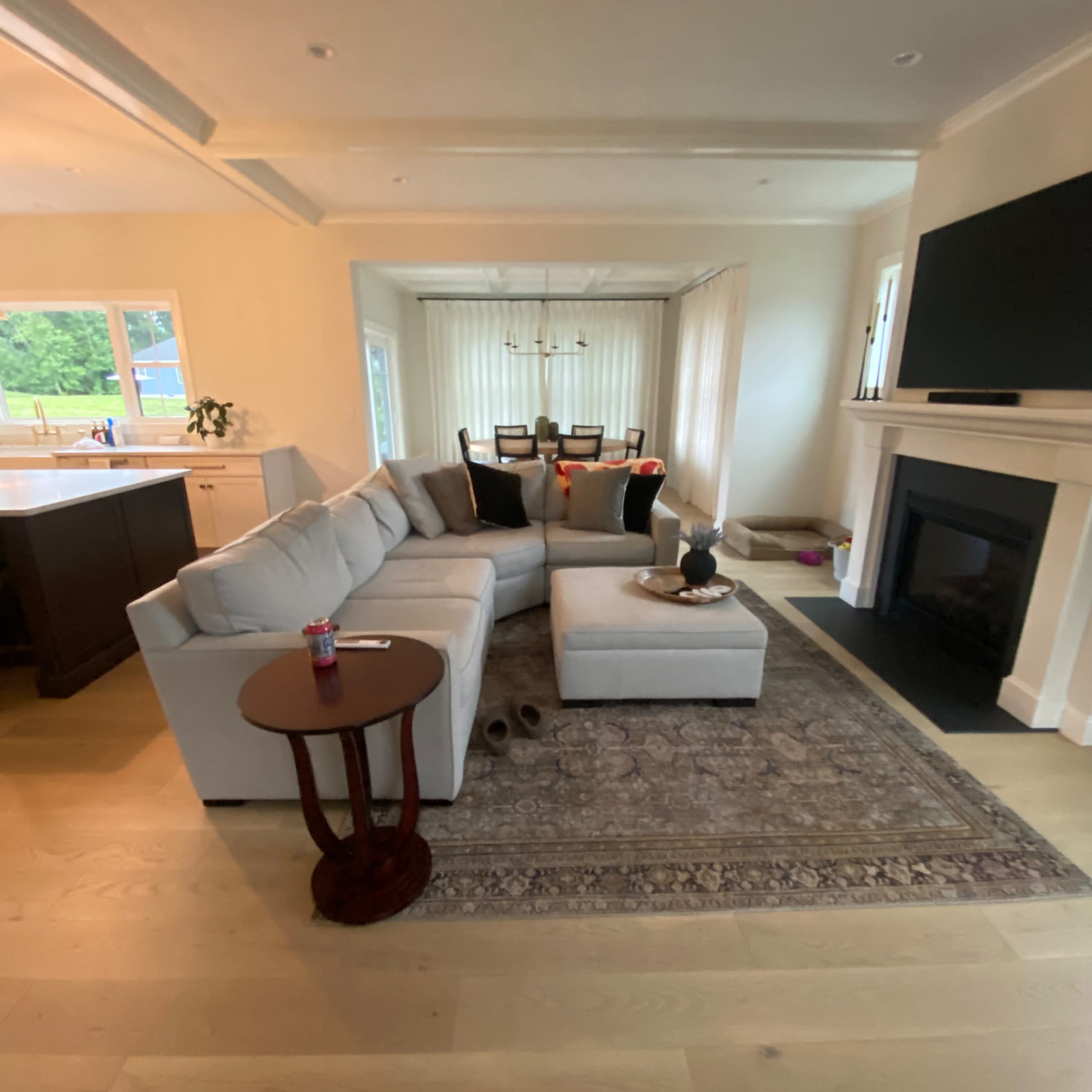 Airy, high-end home in a neighborhood setting Image in Lincoln, Lincoln, RI