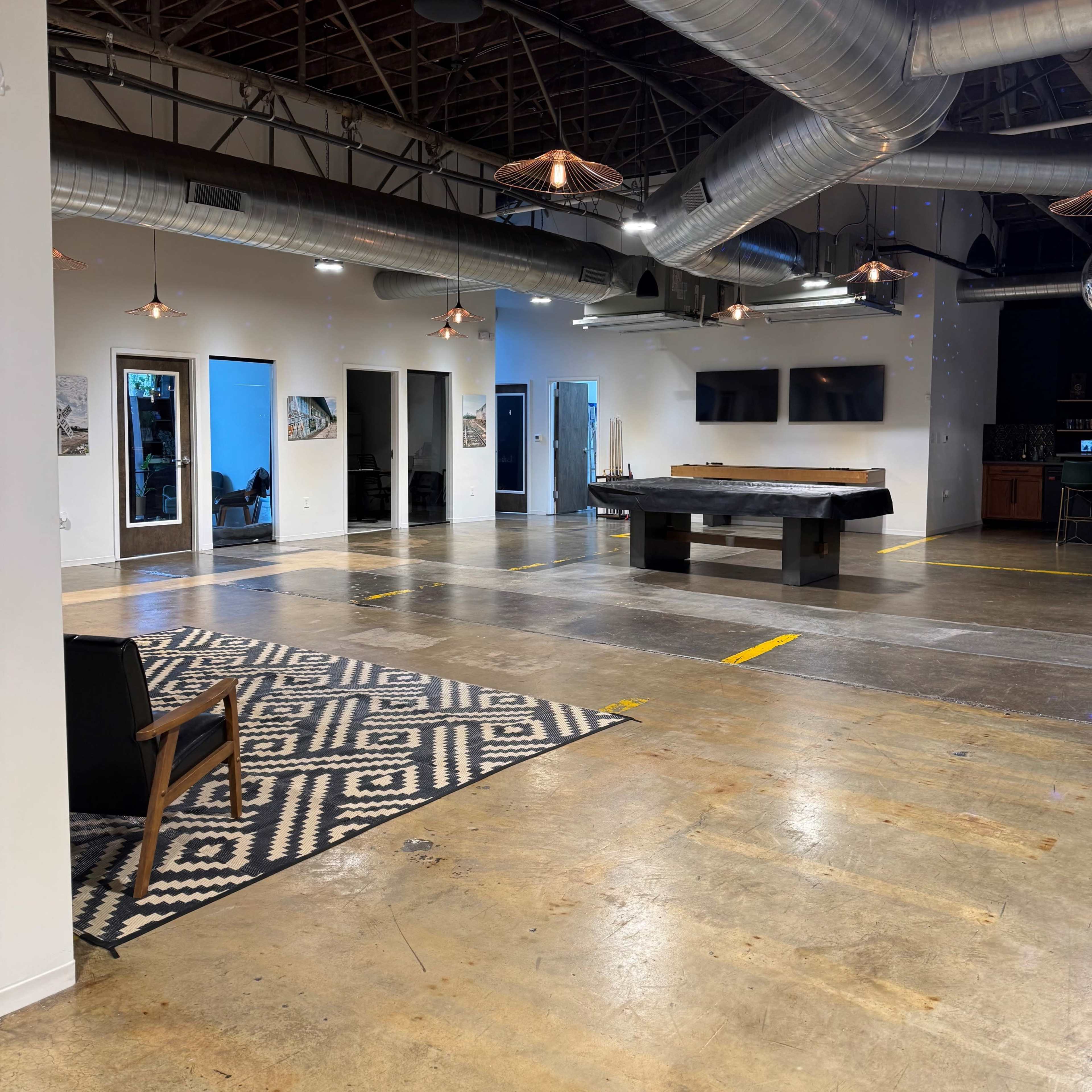 Noda Area Industrial Loft Space with Offices Image in Lockwood, Charlotte, NC