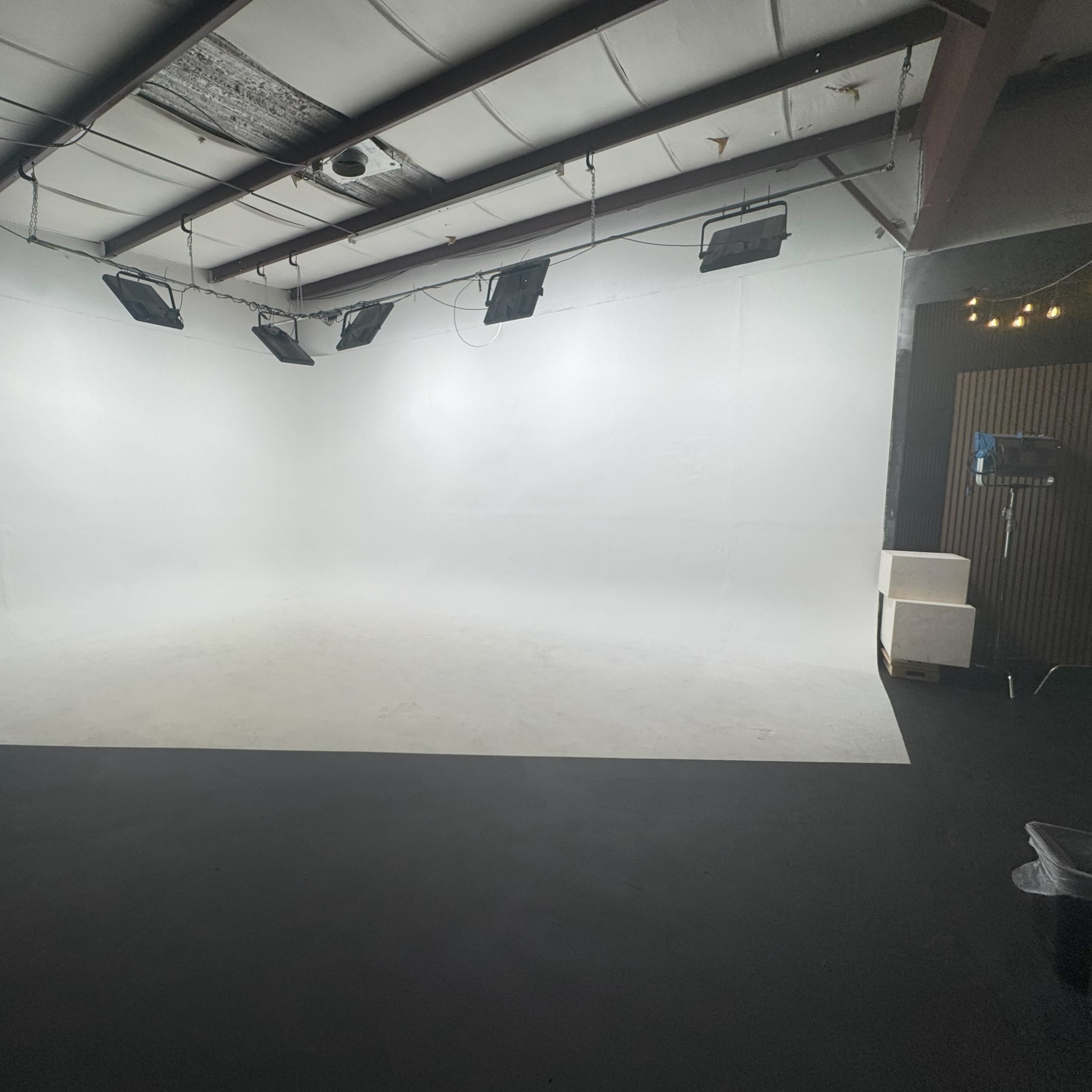 F-Stop Photography Studio Rentals Image in Brandon, Tampa, FL