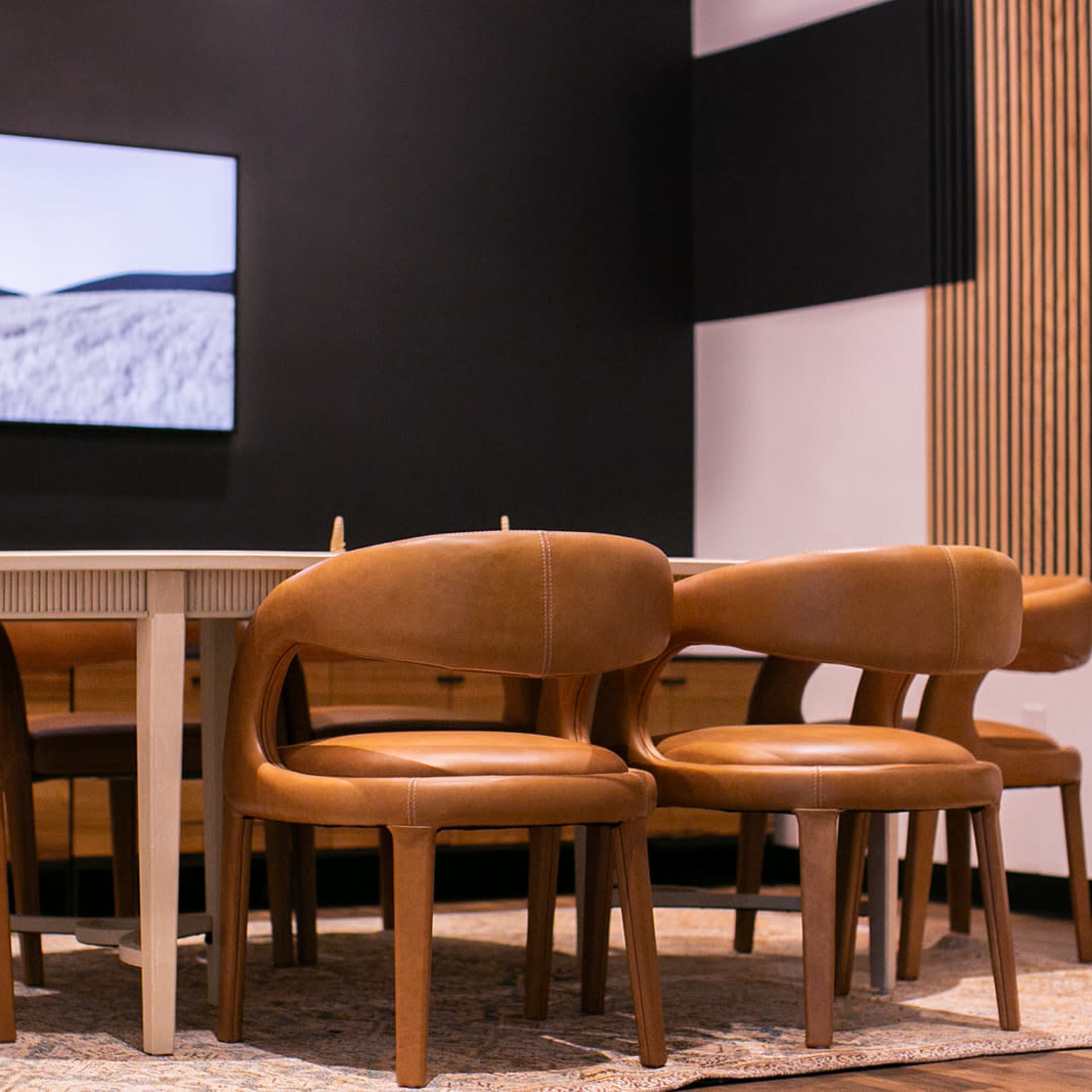 Elegant & Stylish Conference Room Image in Addison, Addison, TX