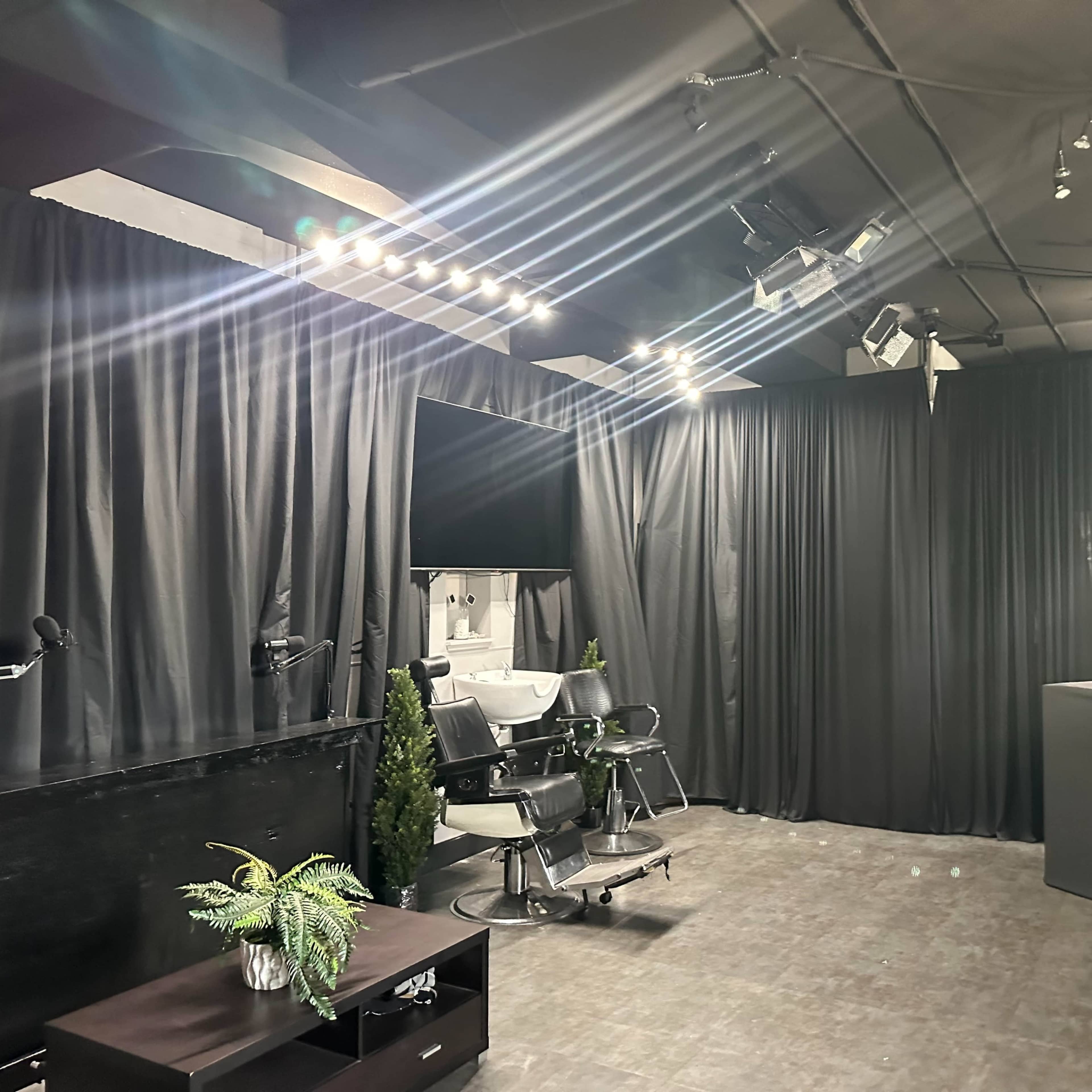 Content creator space multi-setup Image in Clinton Township, Clinton Township, MI