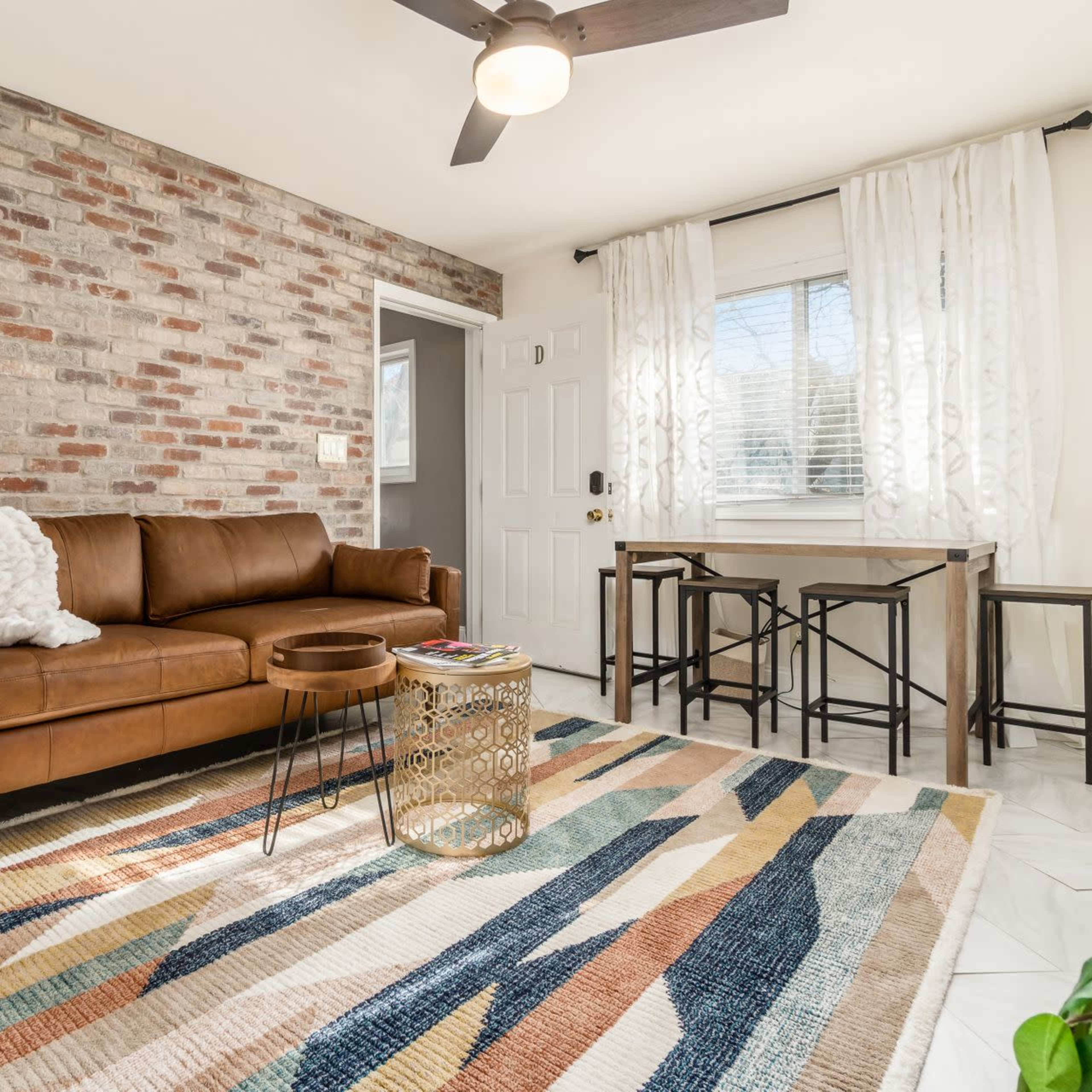 Short North Condo Close to OSU Image in Victorian Village, Columbus, OH
