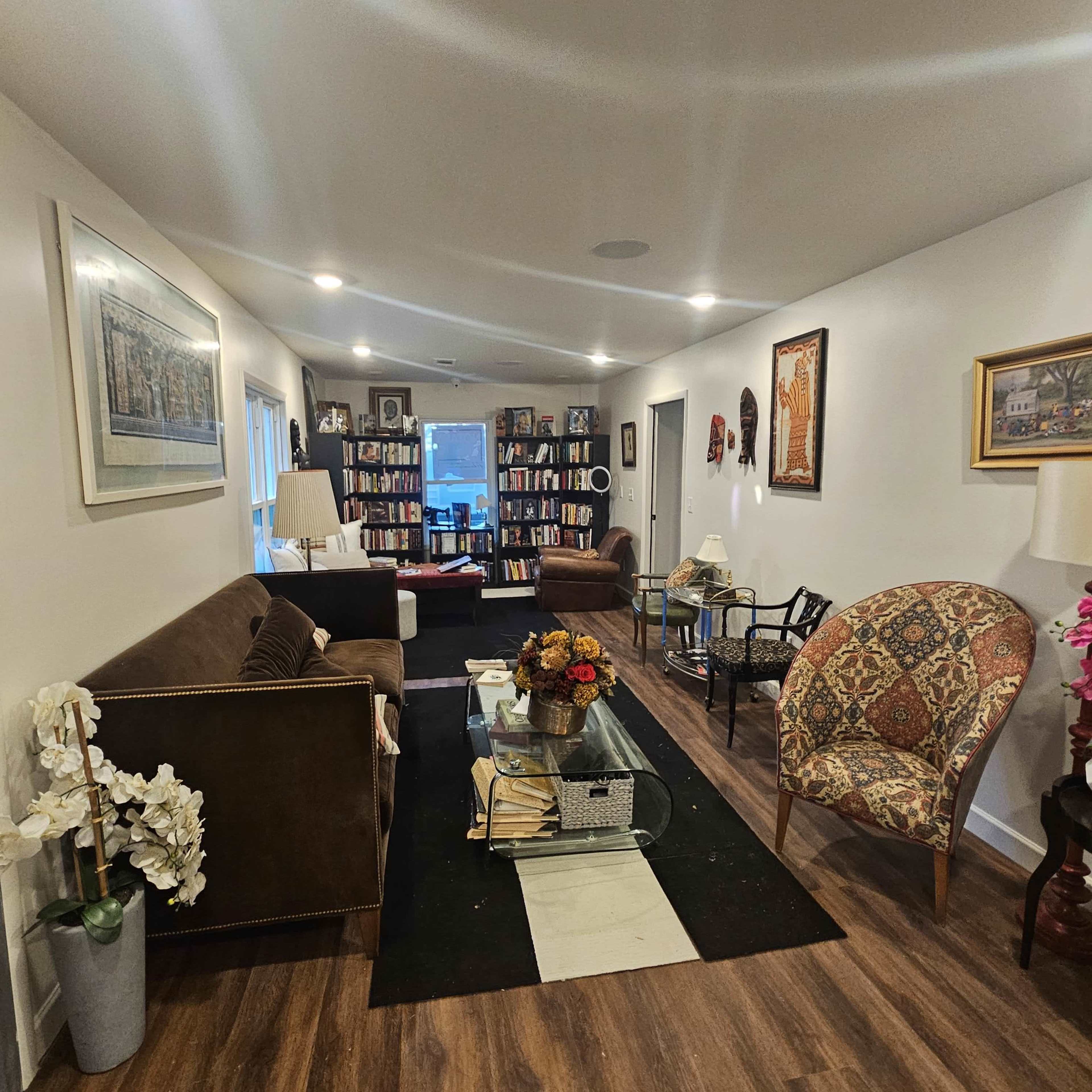 Mid-Century Modern Gem in the Suburbs Image in , Marietta, GA
