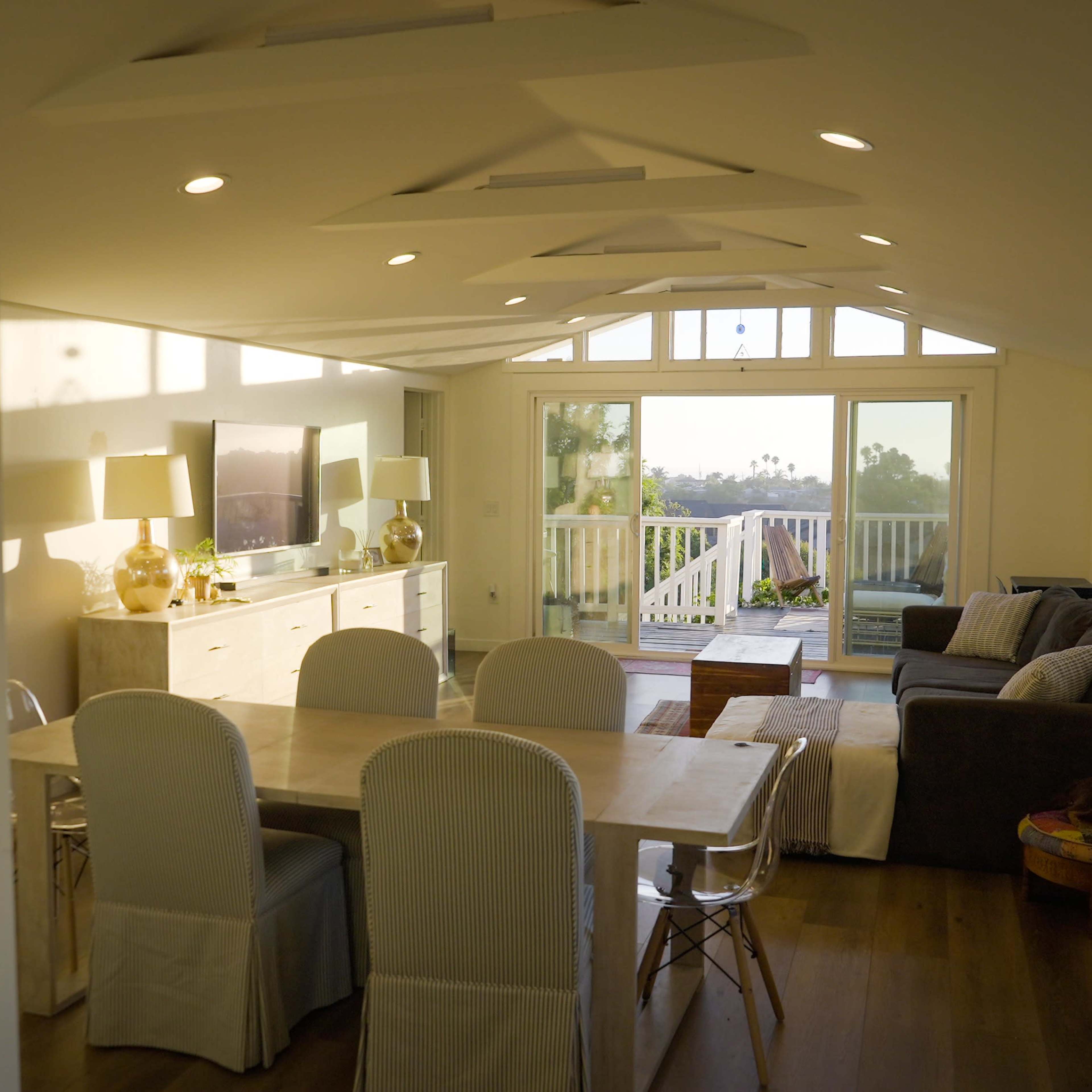 Designer Home Oceanview Pool Image in East Side Capistrano, Oceanside, CA