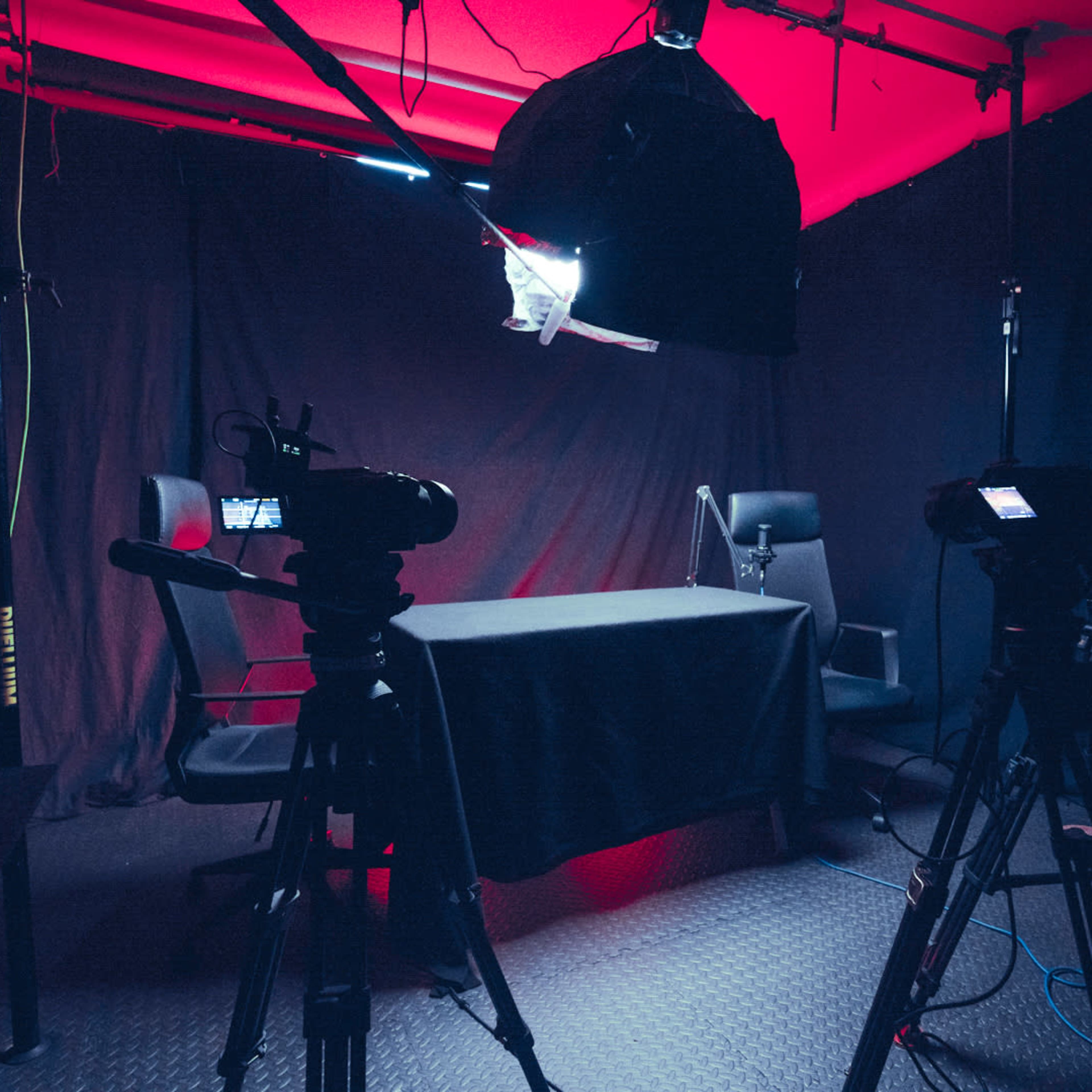 Podcast Studio BLACK OUT Image in Clapton, London, England