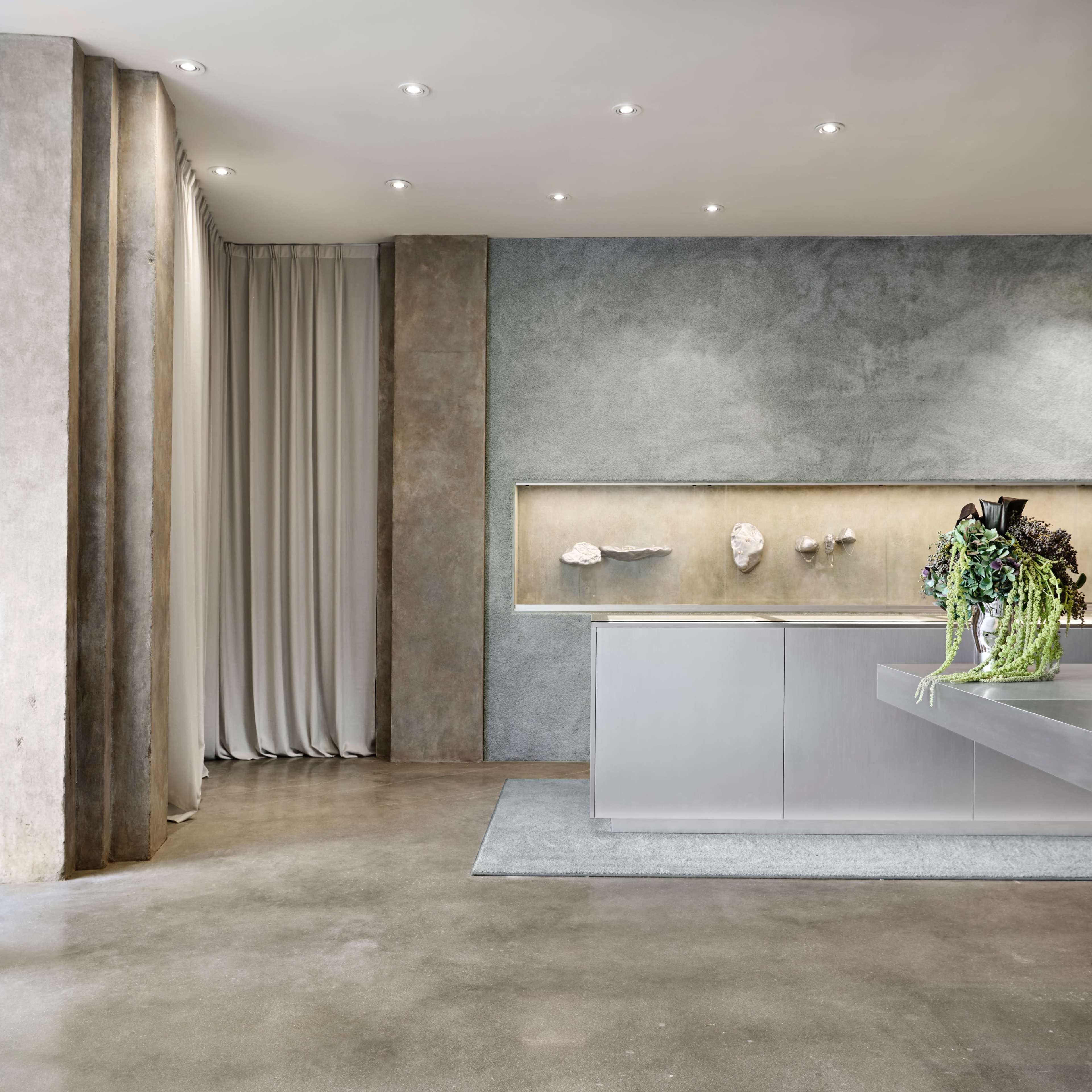 Boutique Gallery and Retail Space Image in Hollywood, Los Angeles, CA