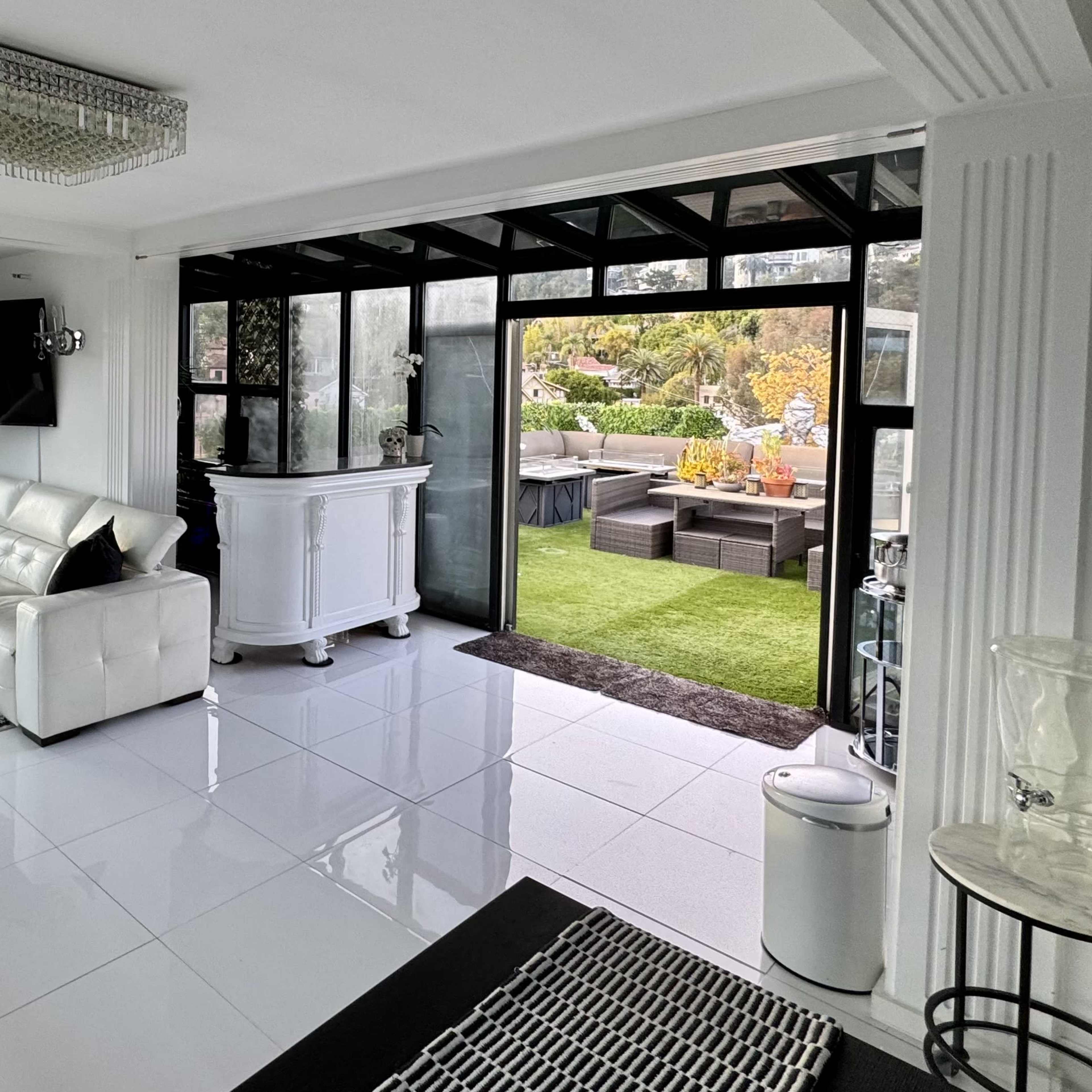 Old Hollywood Glam Penthouse with Terrace & Views Image in Central LA, Los Angeles, CA