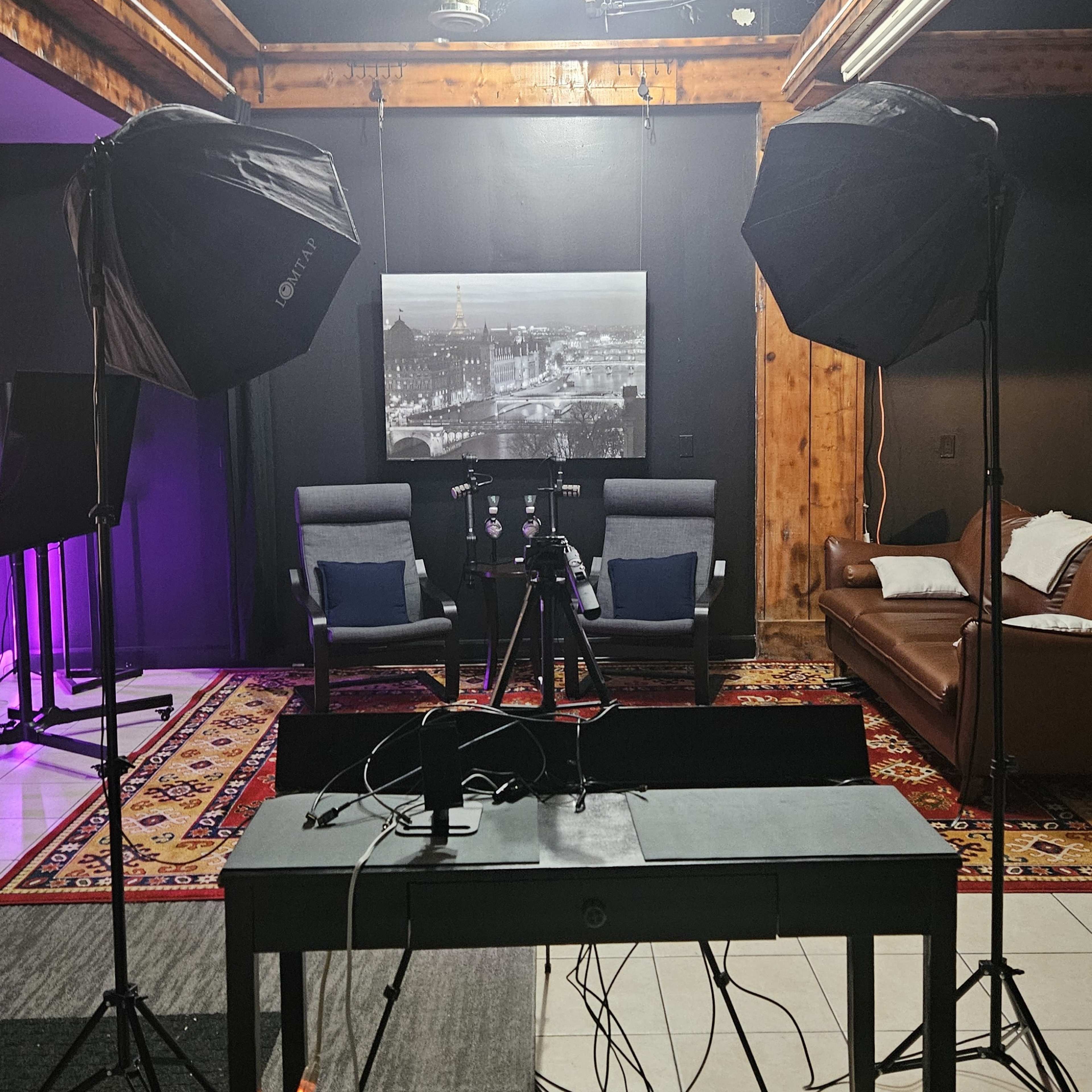 Photography and Recording Studio Image in East Windsor, Windsor, ON