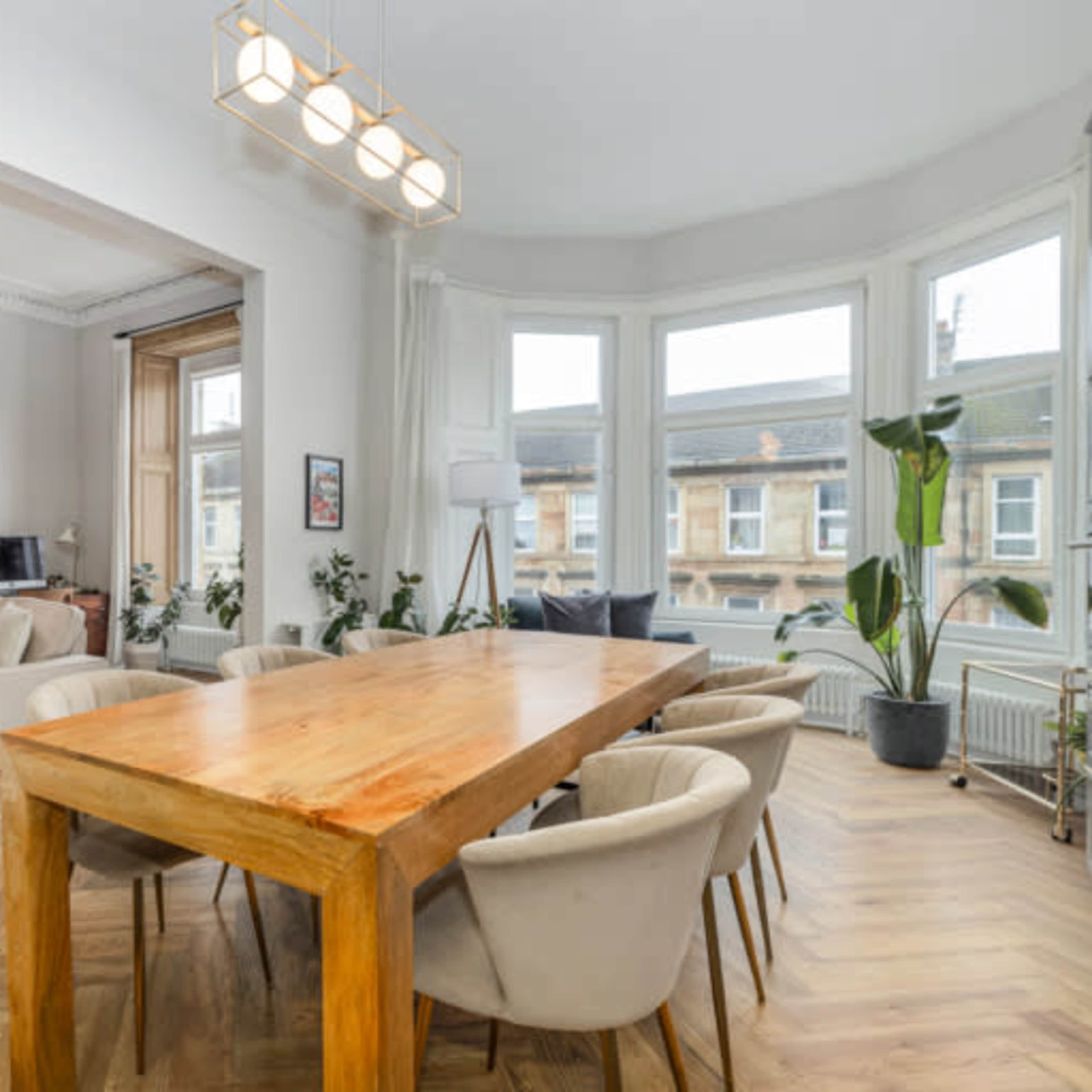 Stunning Top-Floor Period Apartment with Bright Open-Plan Living and West-Facing Views Image in Govanhill, Glasgow, Scotland