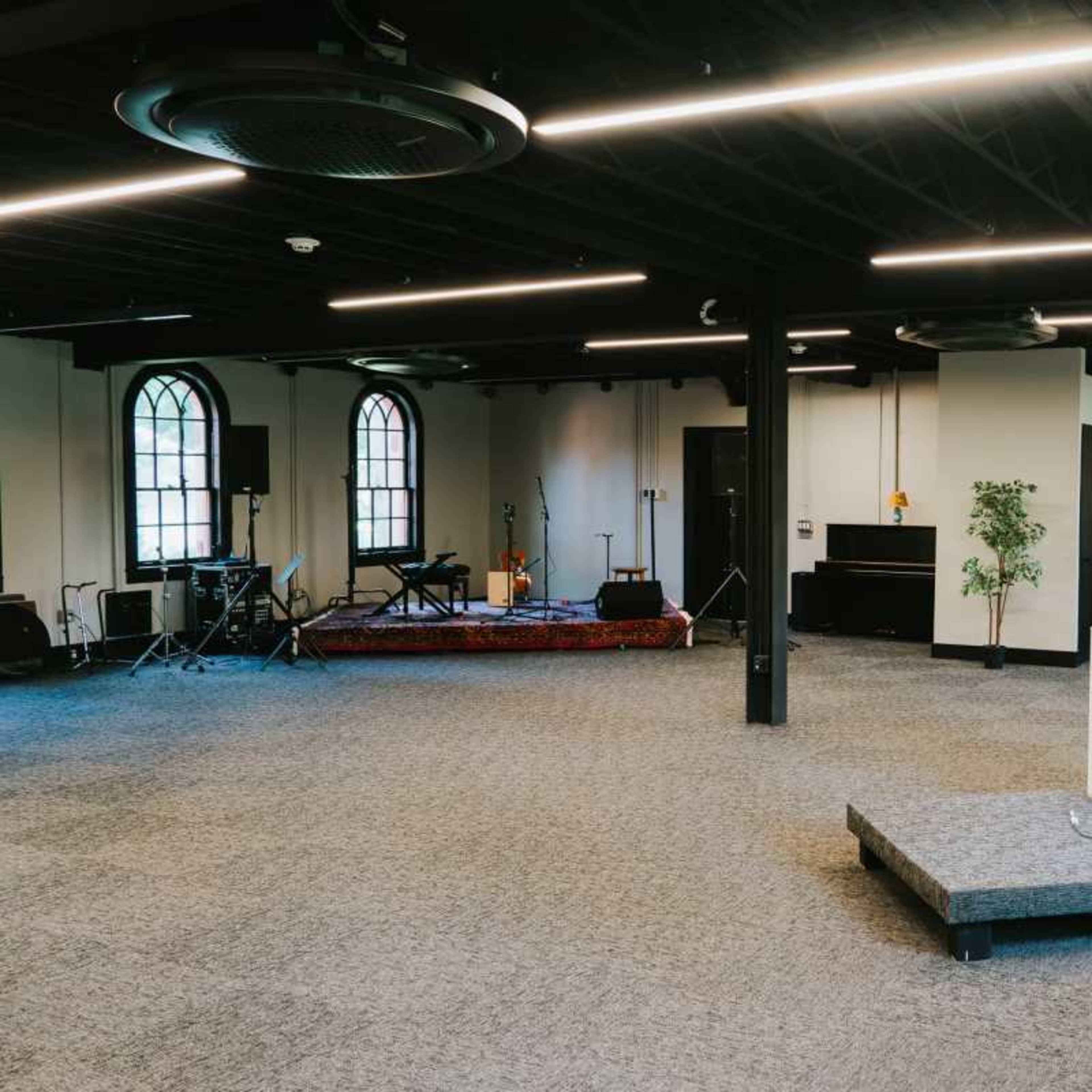 1600 sqft of Live Event and Rehearsal Space Image in North Winton Village, Rochester, NY
