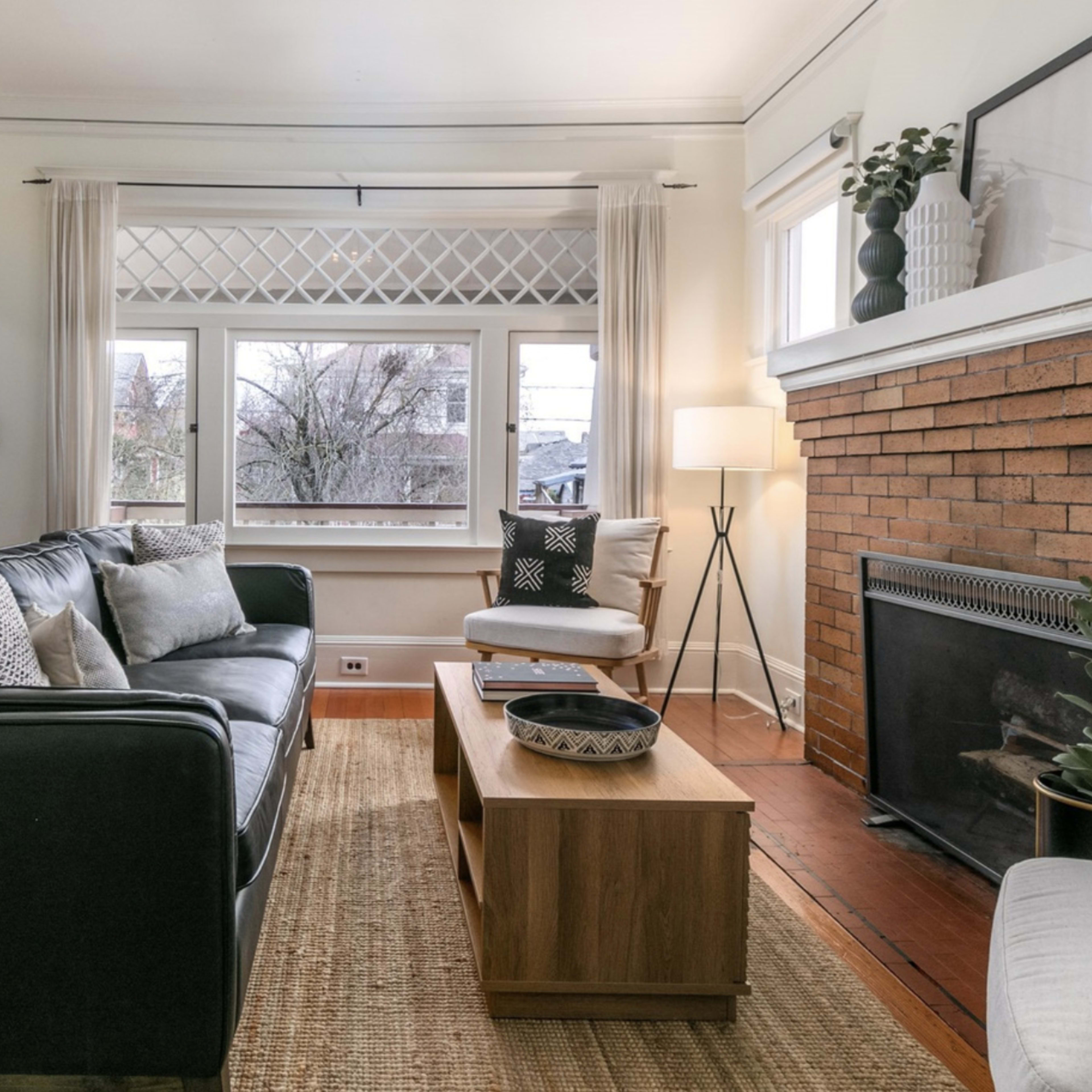 Urban Neighborhood With Historic Craftsman Homes Image in Northeast Portland, Portland, OR